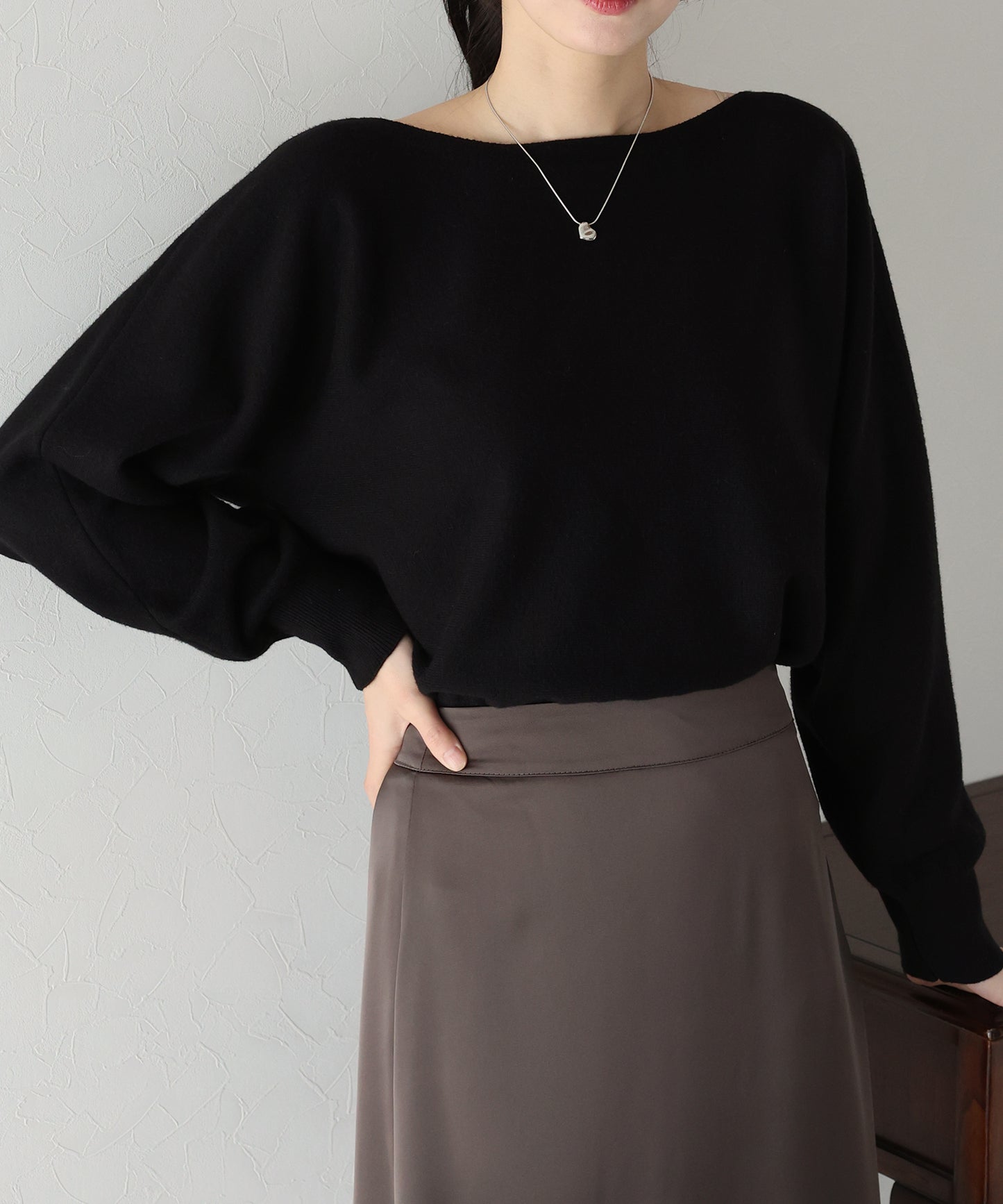 【SALE】ボートネックドルマンニット