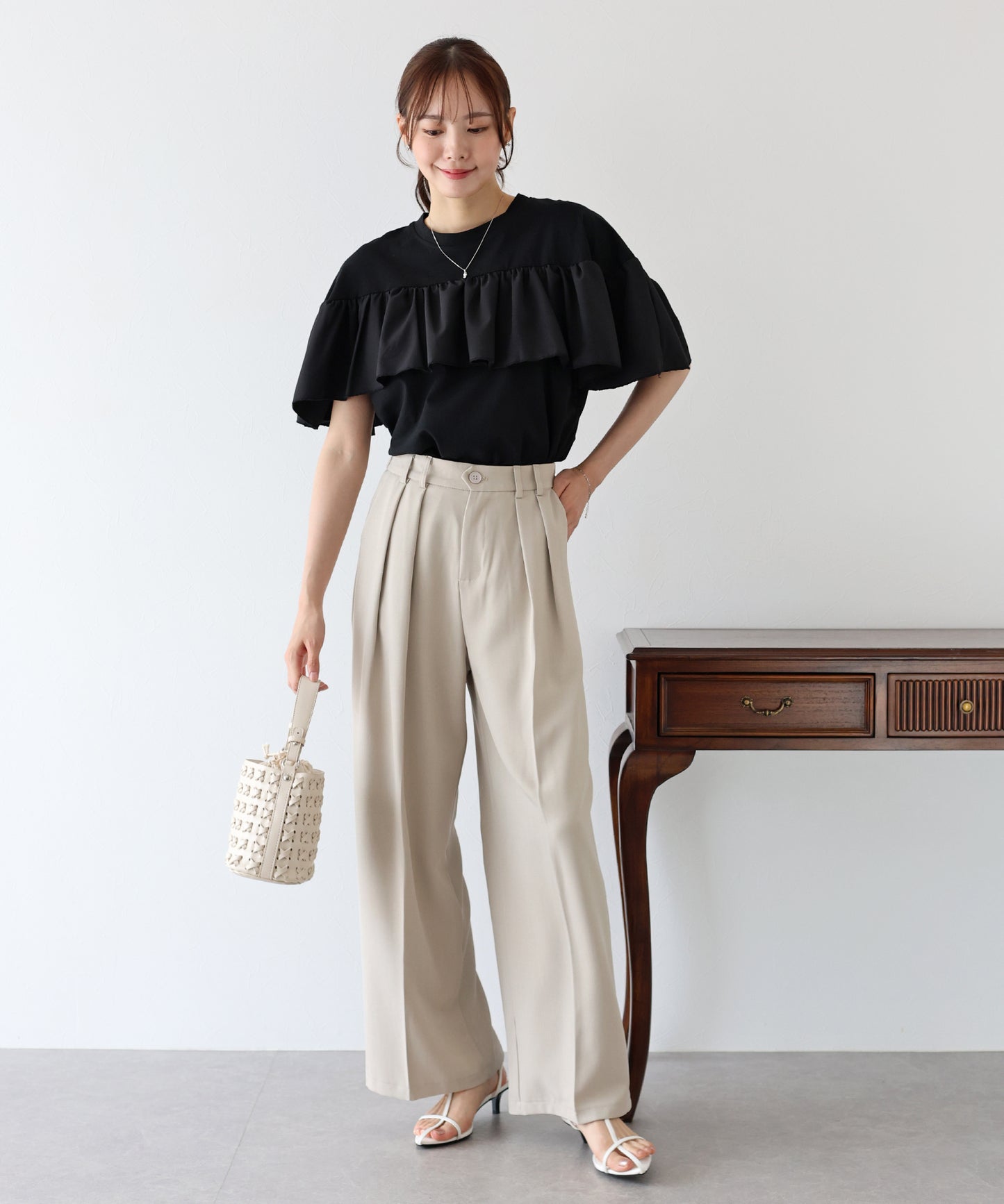 フリルデザインカットソー【ネコポス】