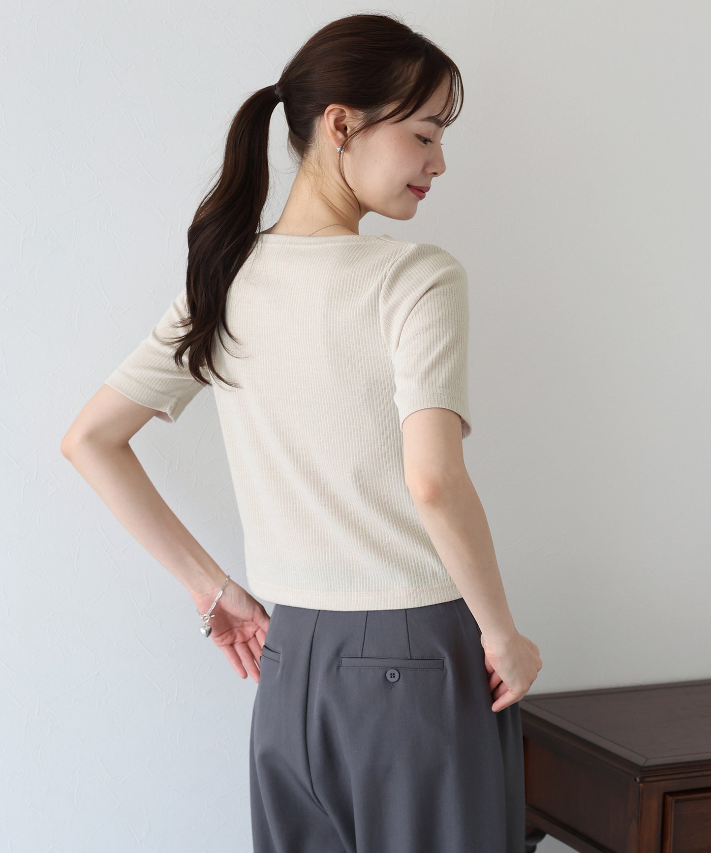 【新商品限定5%OFF(木)】ドレープネックリブTシャツ【ネコポス】