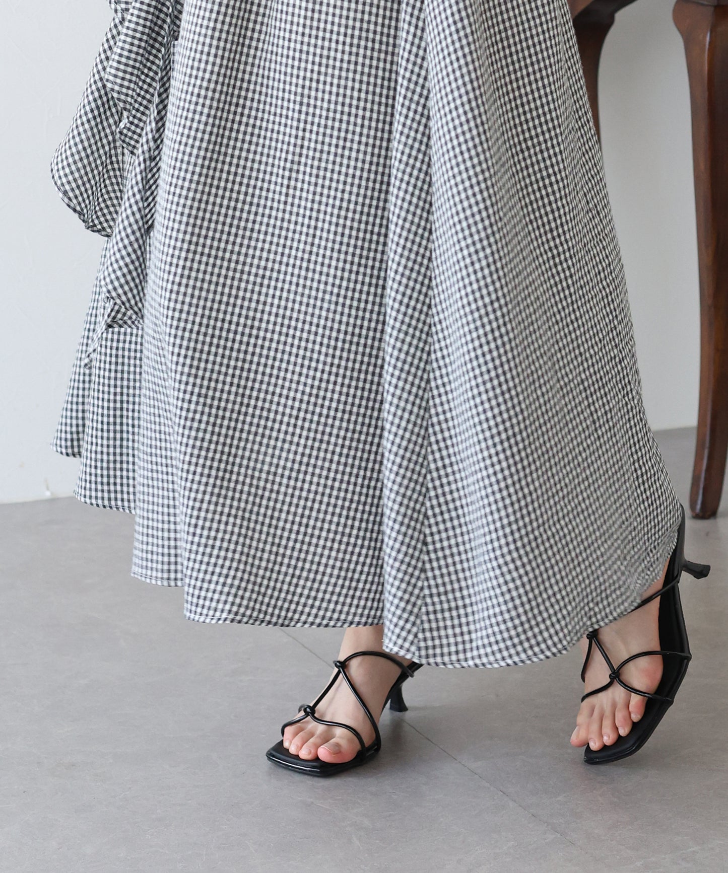 【SALE】フロントフリルチェックスカート