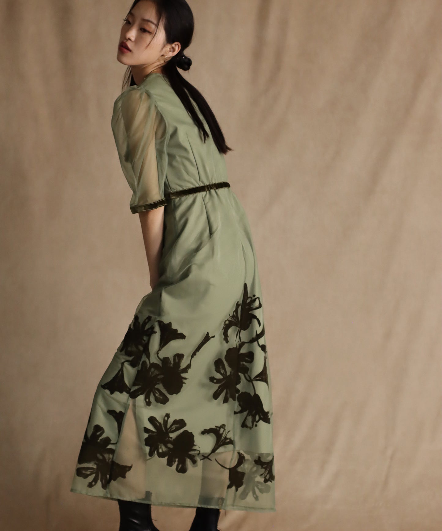 【SALE】KYOTOフロッキーフラワータイトドレス