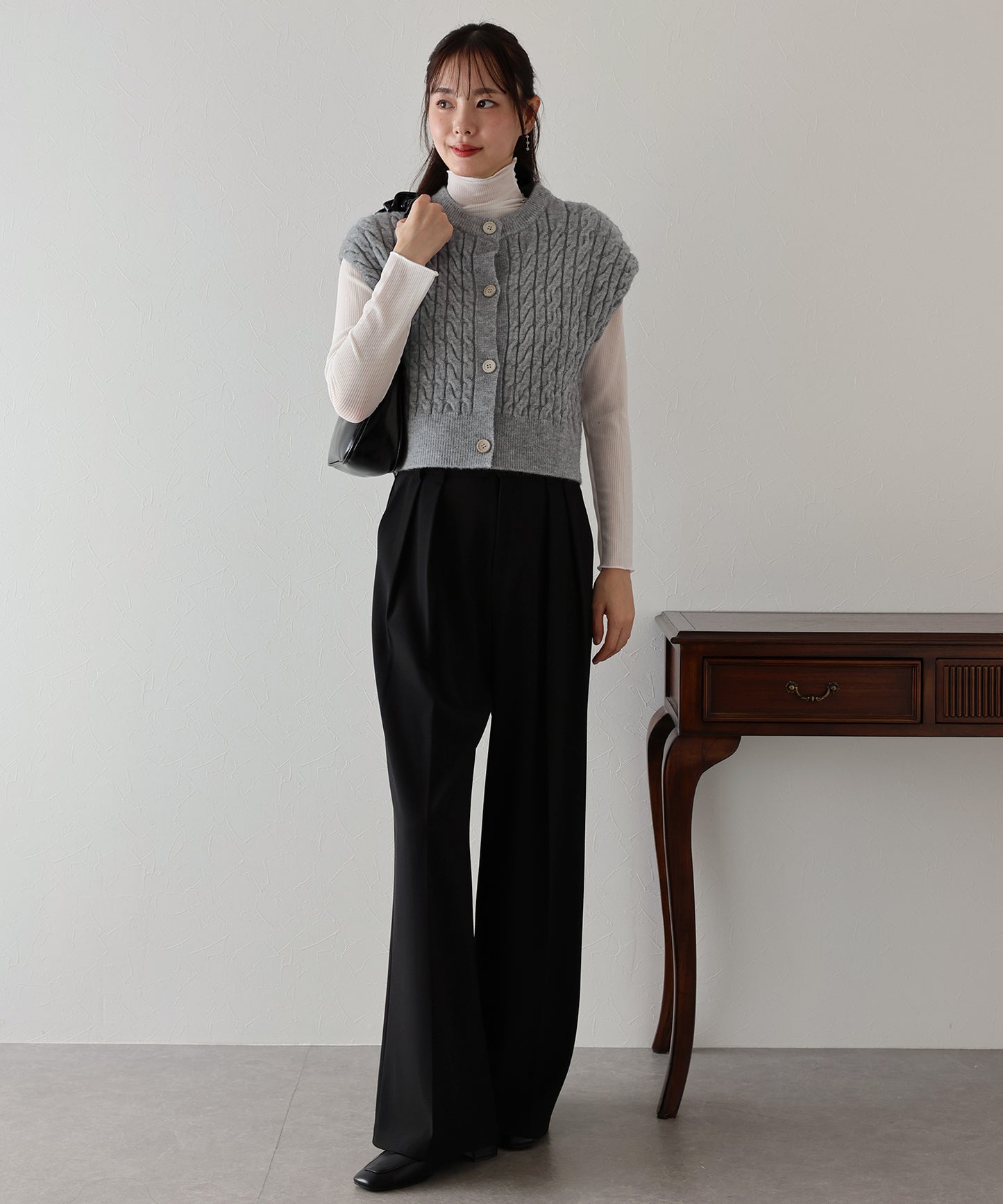 【SALE】ウッドボタンケーブルベスト