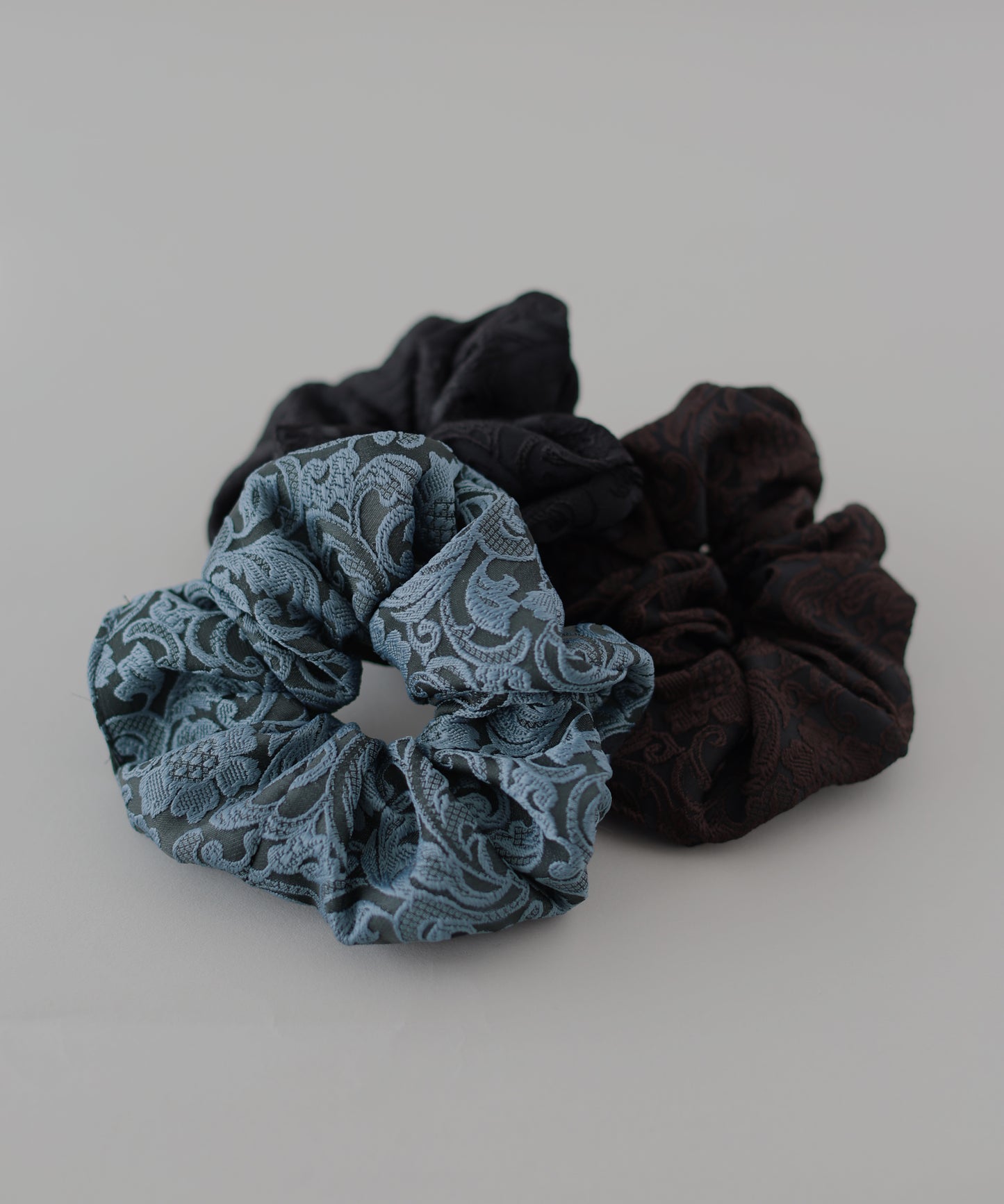 【早割5%OFF】ジャガードサテンシュシュ【ネコポス】