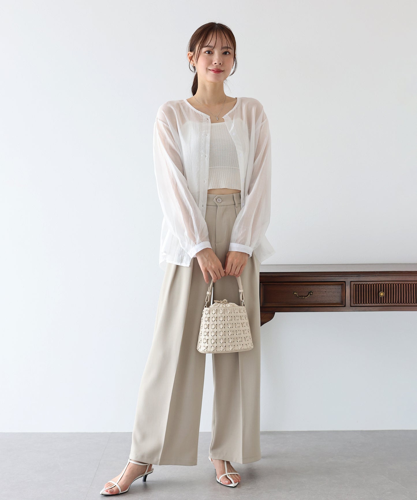 【SALE】ノーカラーシアーシャツ【ネコポス】