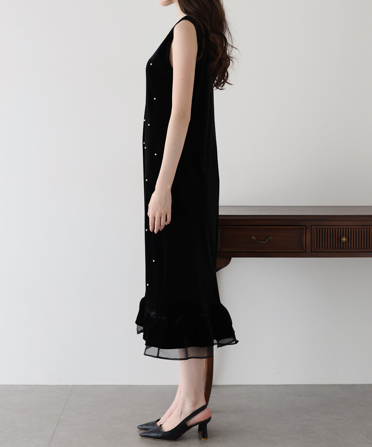 【早割5%OFF】パール付きベロアワンピース