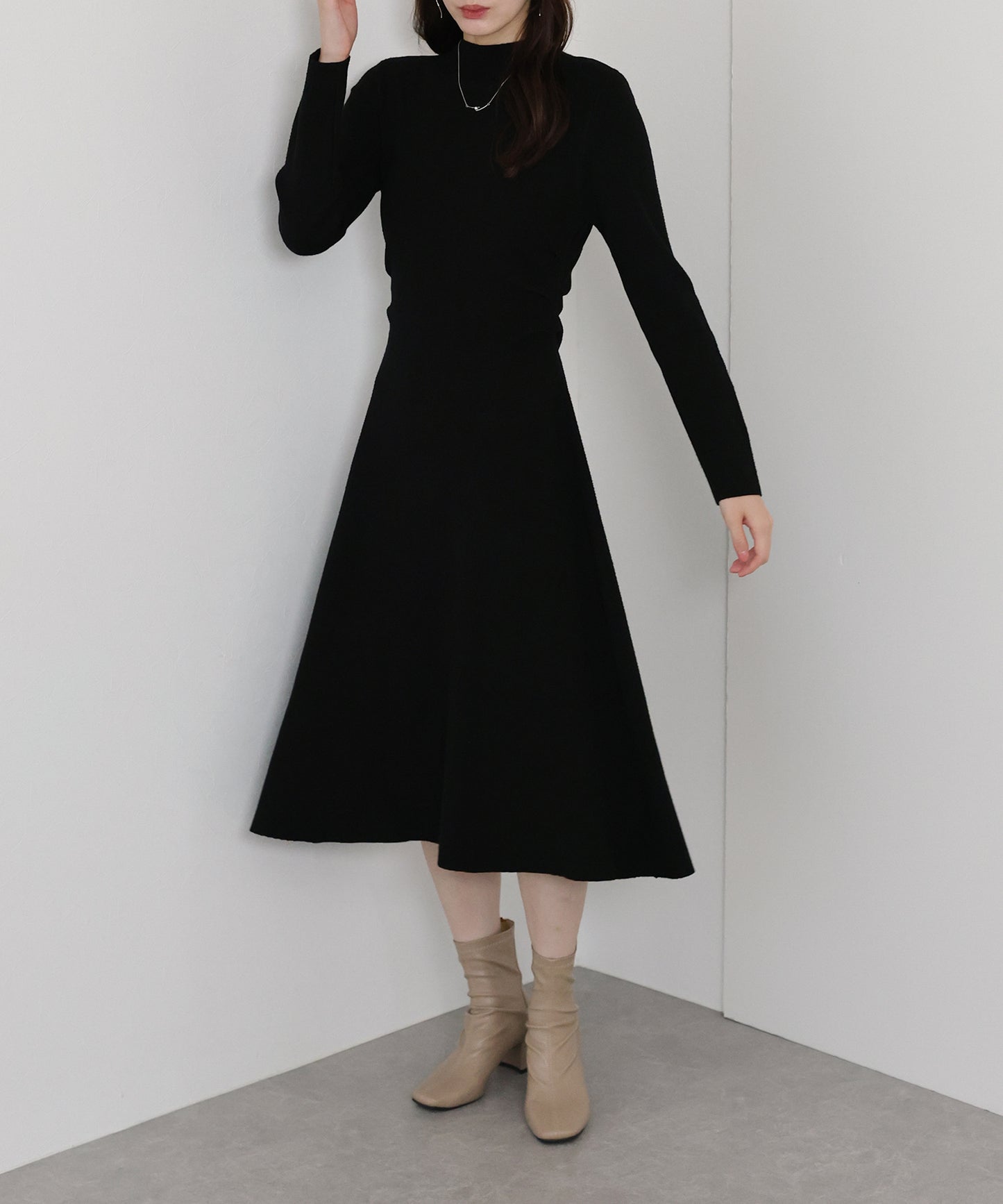 【早割5%OFF】サイドタックニットワンピース