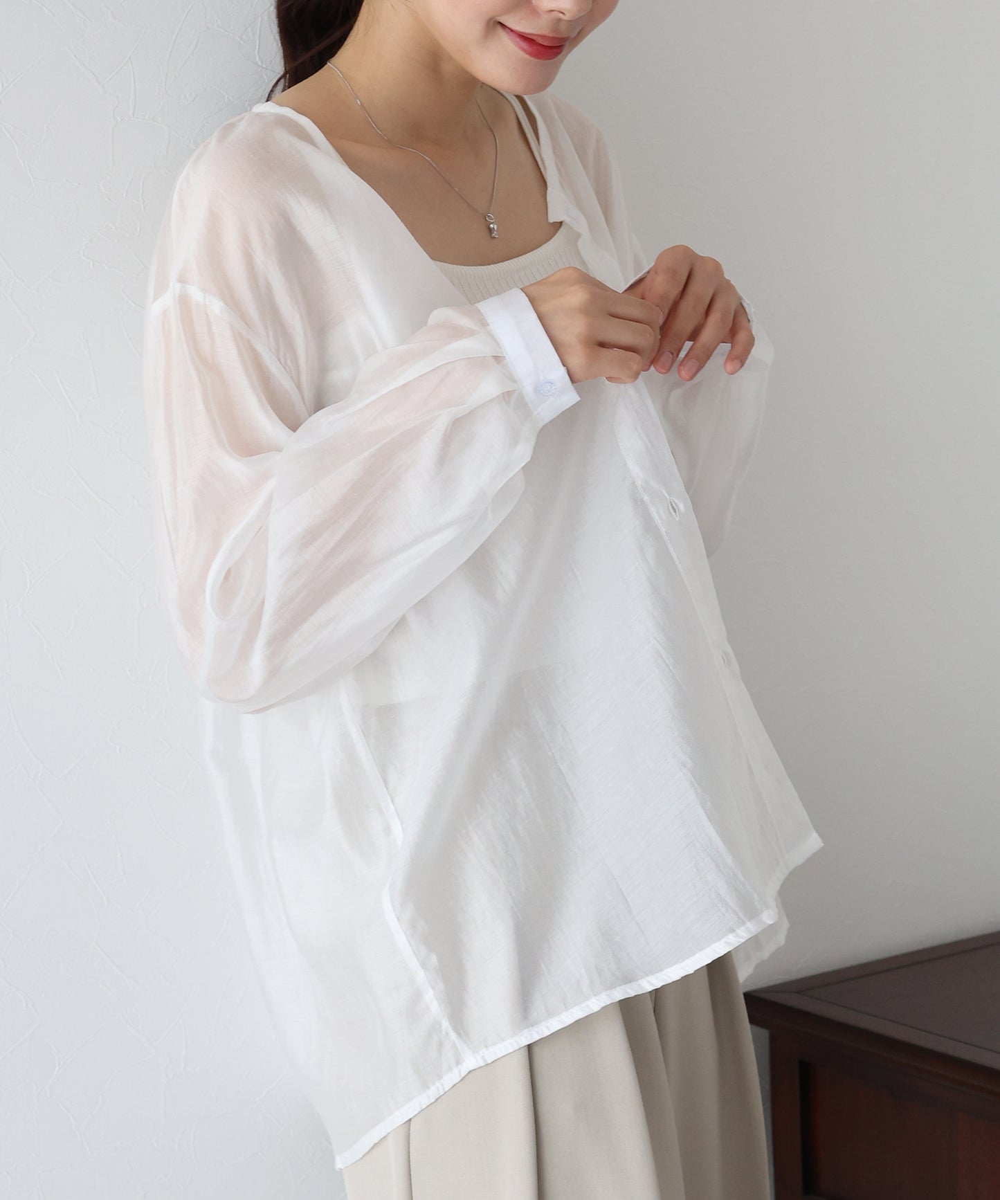 【SALE】ノーカラーシアーシャツ【ネコポス】