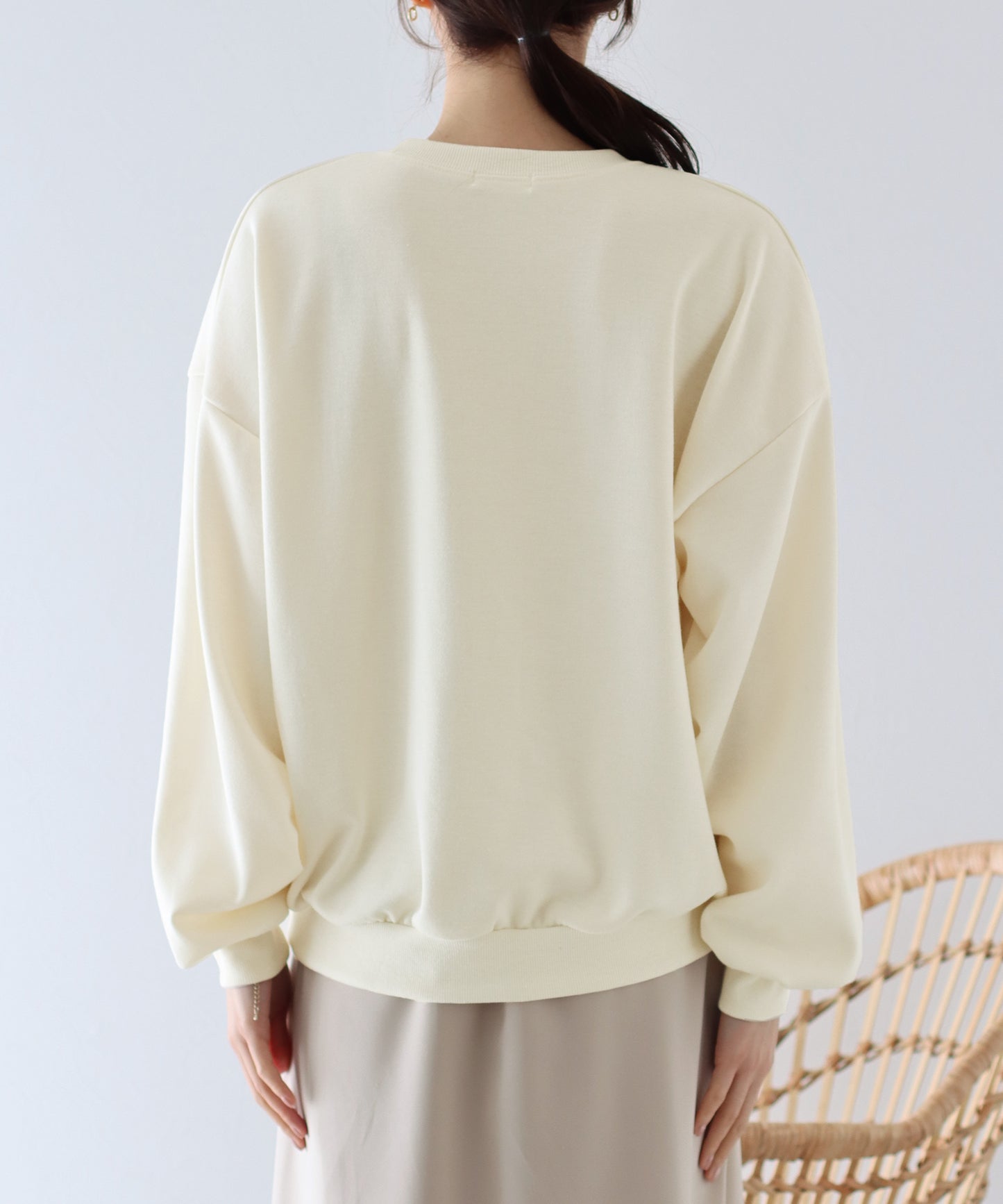 【SALE】リボン付きオーバーサイズスウェット