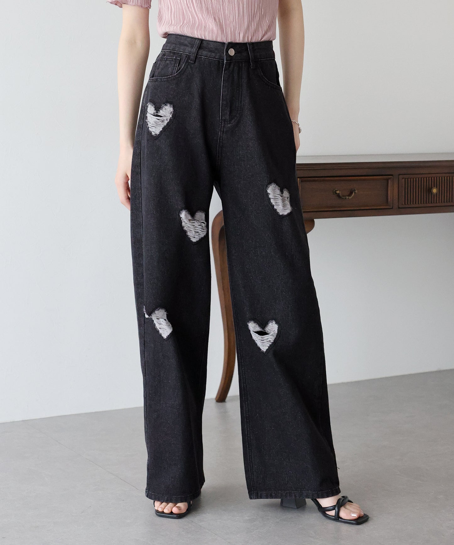 【SALE】ハートダメージデニムパンツ