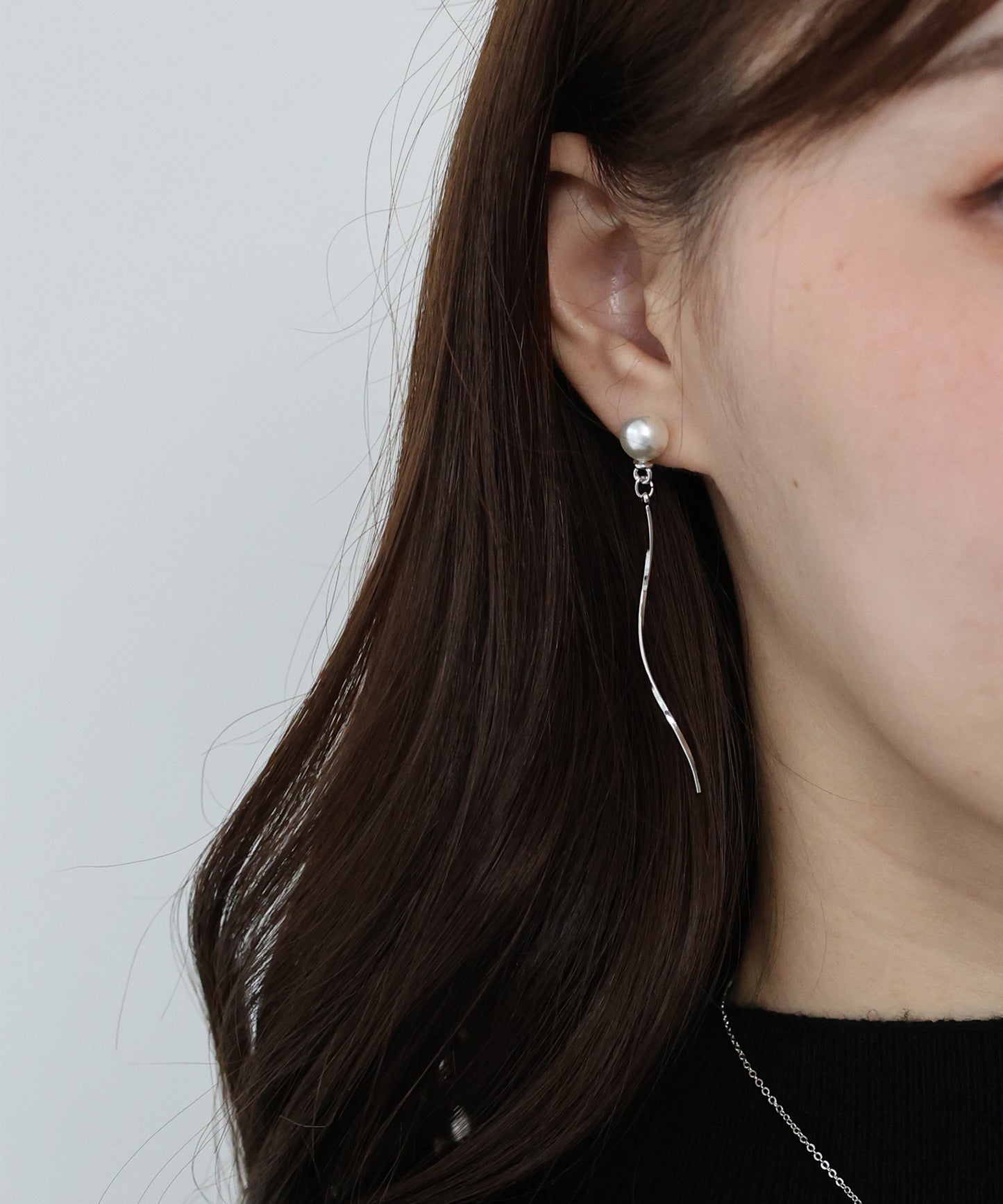 【早割5%OFF】パールラインロングピアス / ニッケルフリー【ネコポス】
