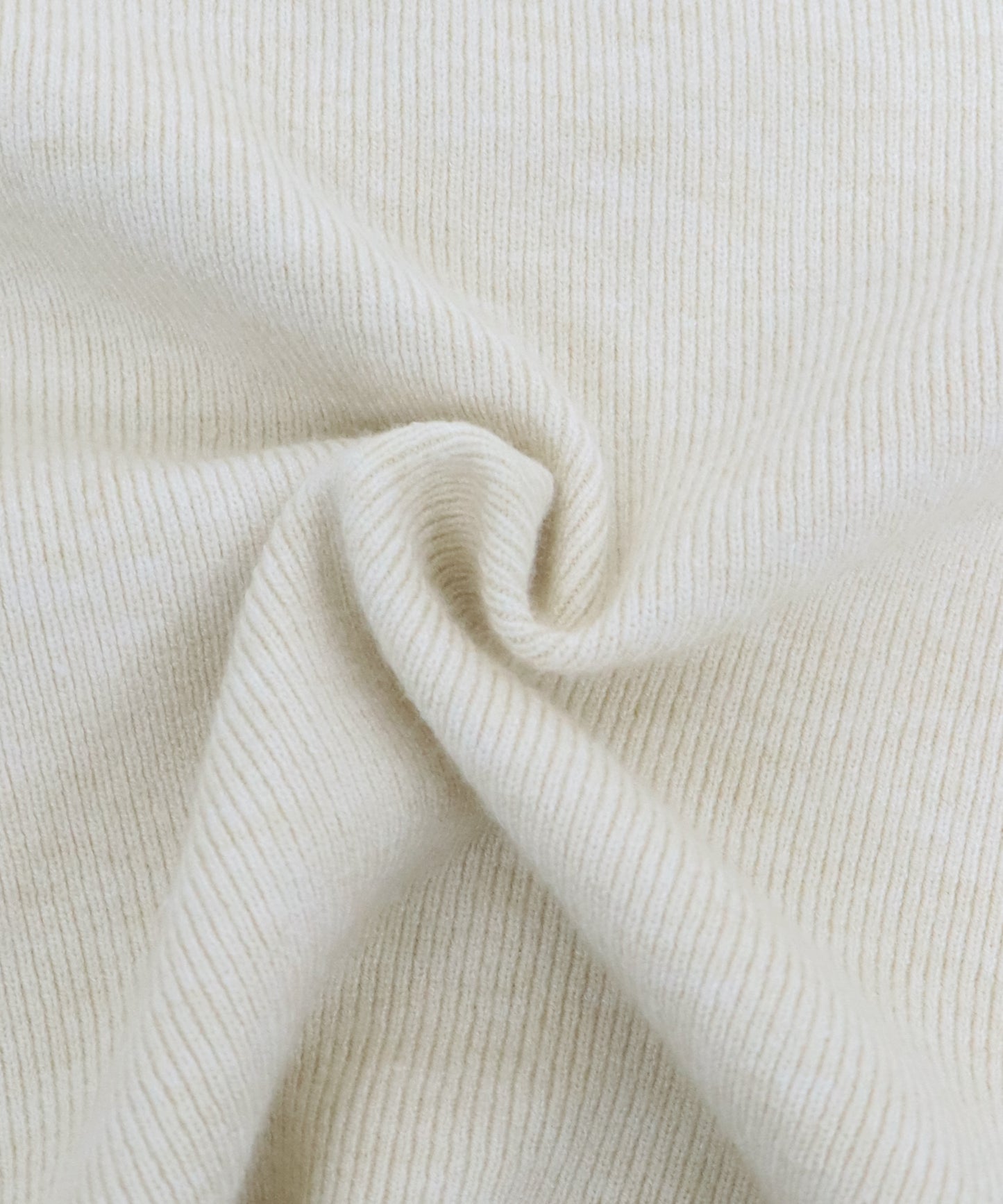 ドレープニット