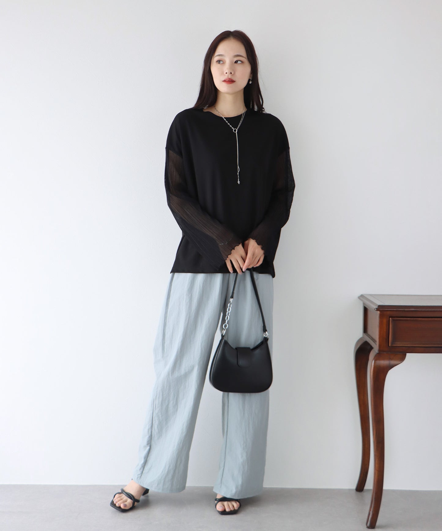 【SALE】袖プリーツ切替トップス【ゆうパケット】