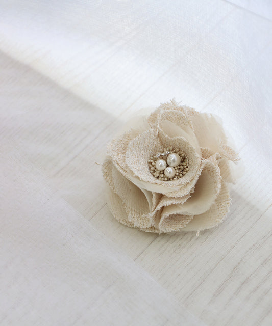 ツイードフラワーコサージュ