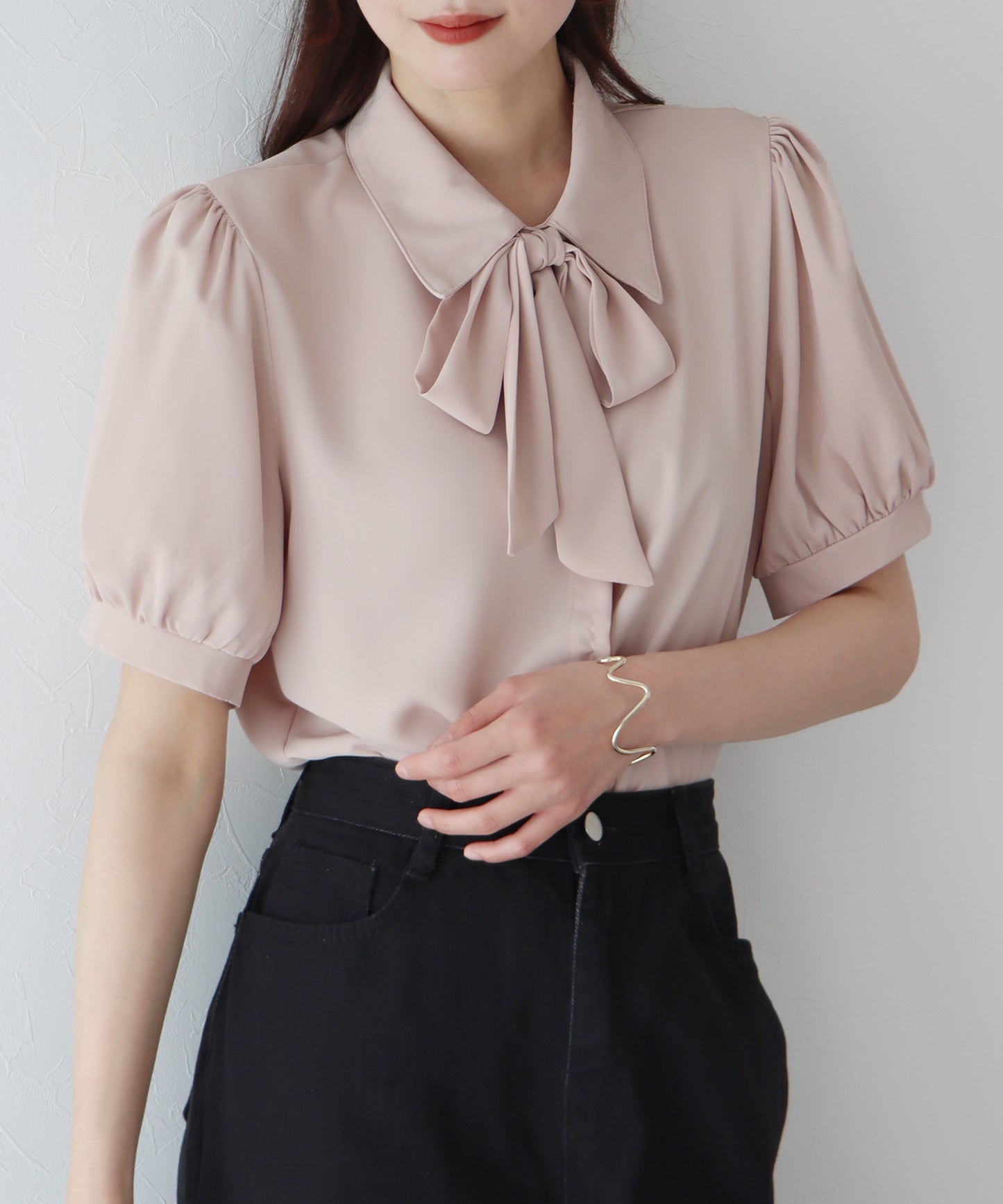 보우타이 리본 블라우스