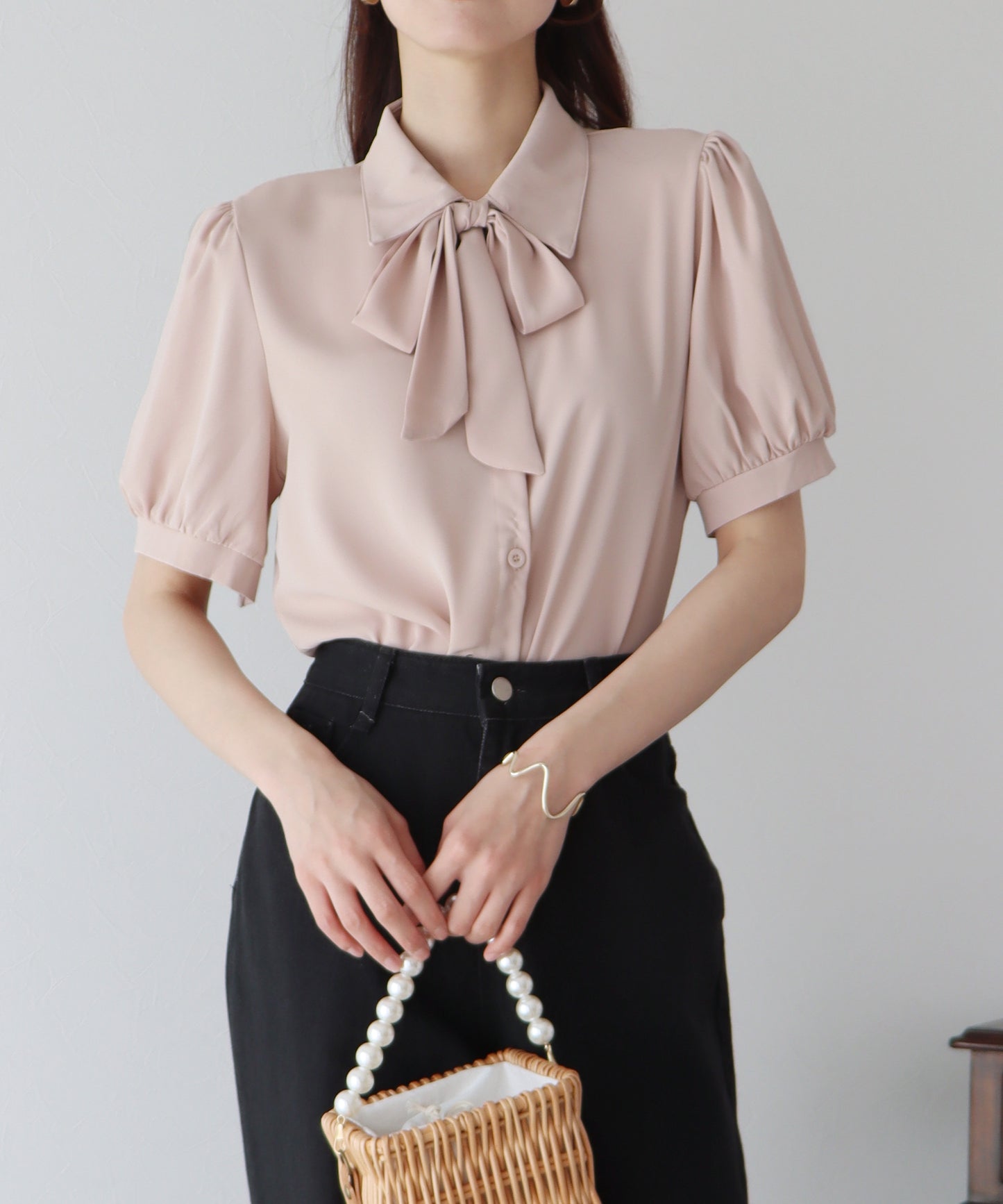 보우타이 리본 블라우스