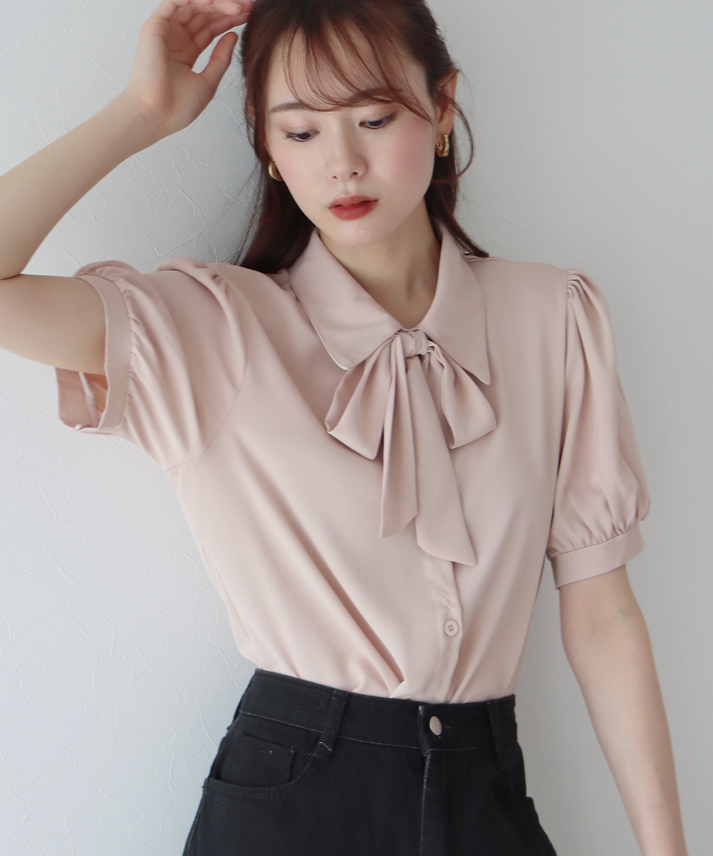 보우타이 리본 블라우스
