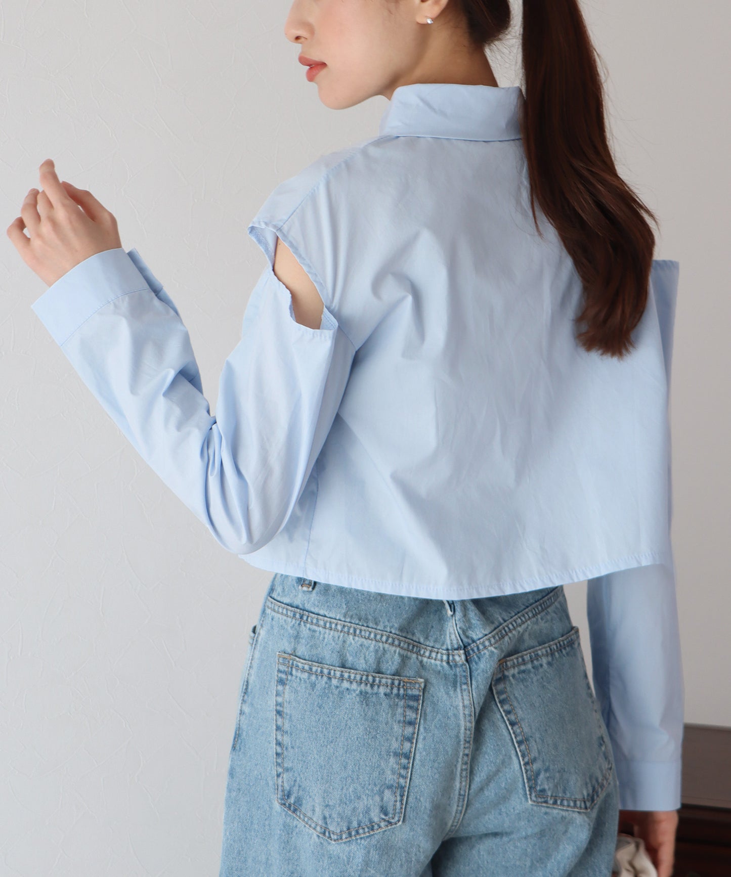 【SALE】ショート丈肩開きデザインシャツ【ネコポス】