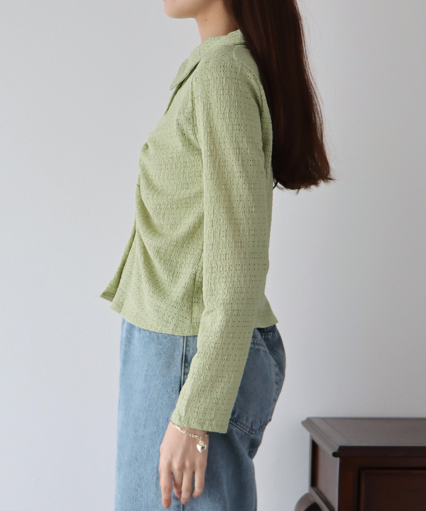 펀칭 셔링 셔츠
