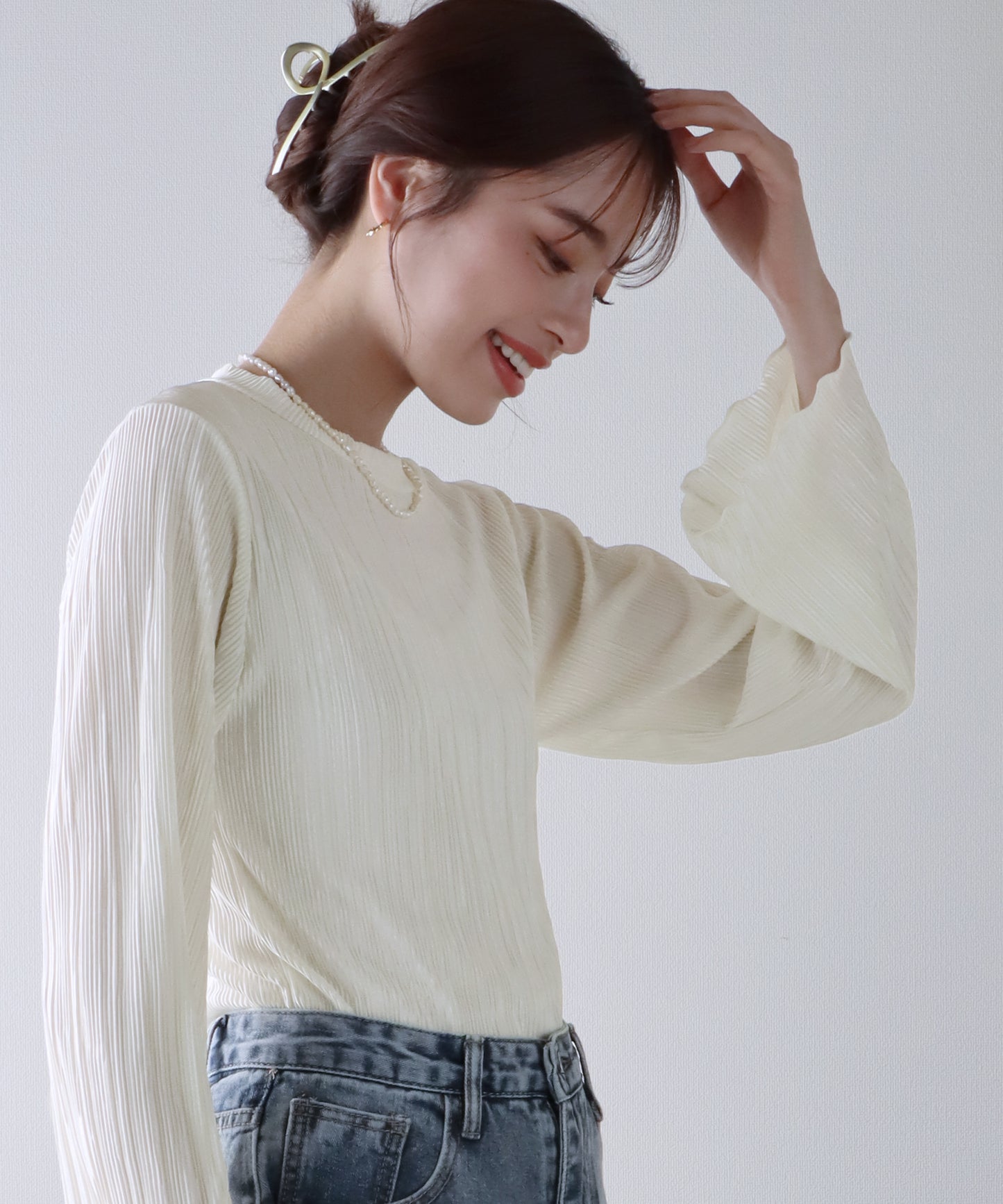플레어 슬리브 랜덤 플리츠 멜로 블라우스