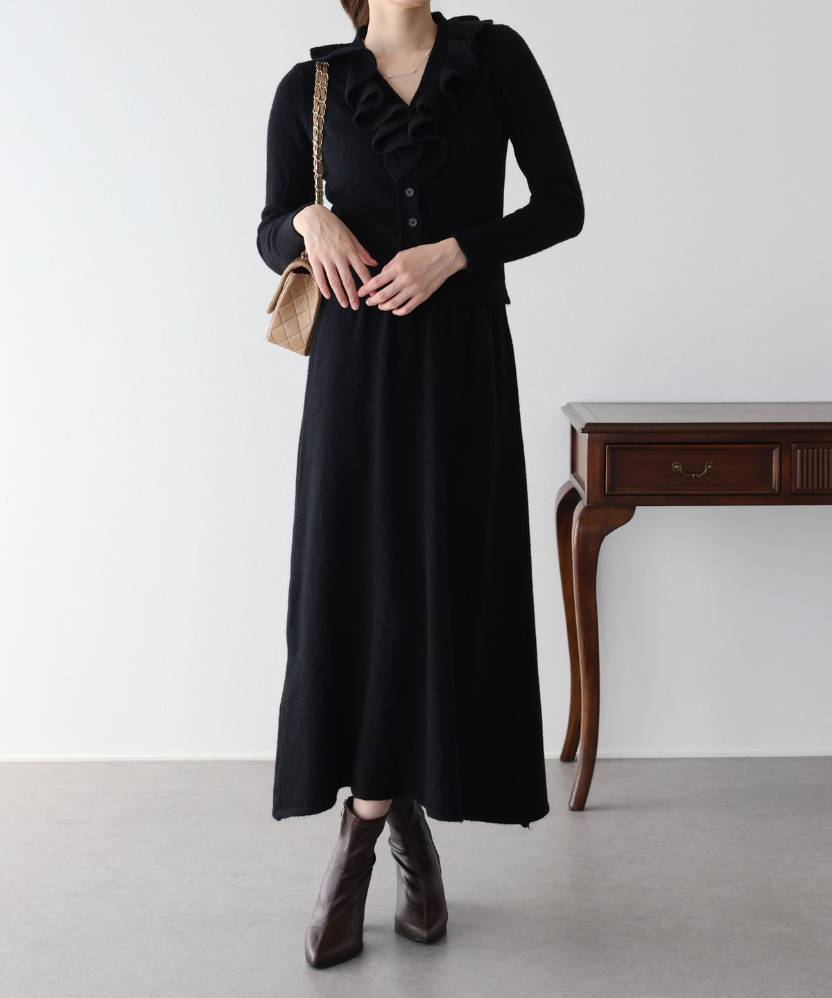 【早割5％OFF】ラッフルフリルカーディガン＆ニットスカート セットアップ