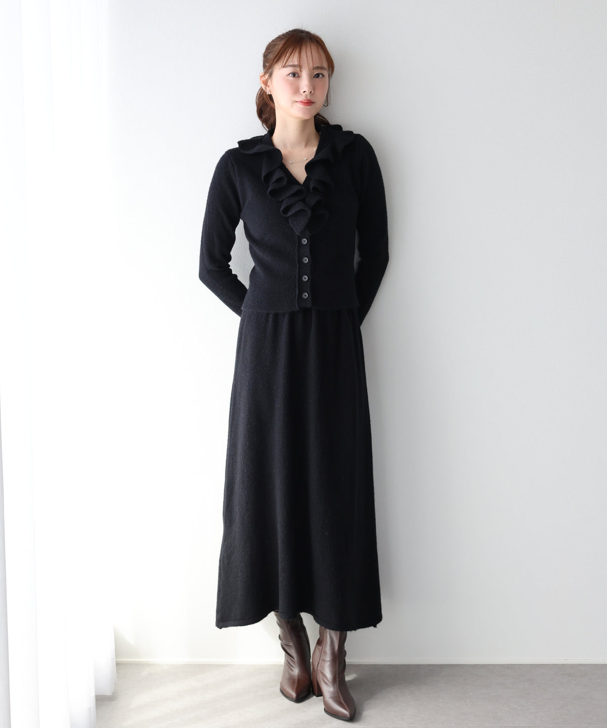 【早割5％OFF】ラッフルフリルカーディガン＆ニットスカート セットアップ
