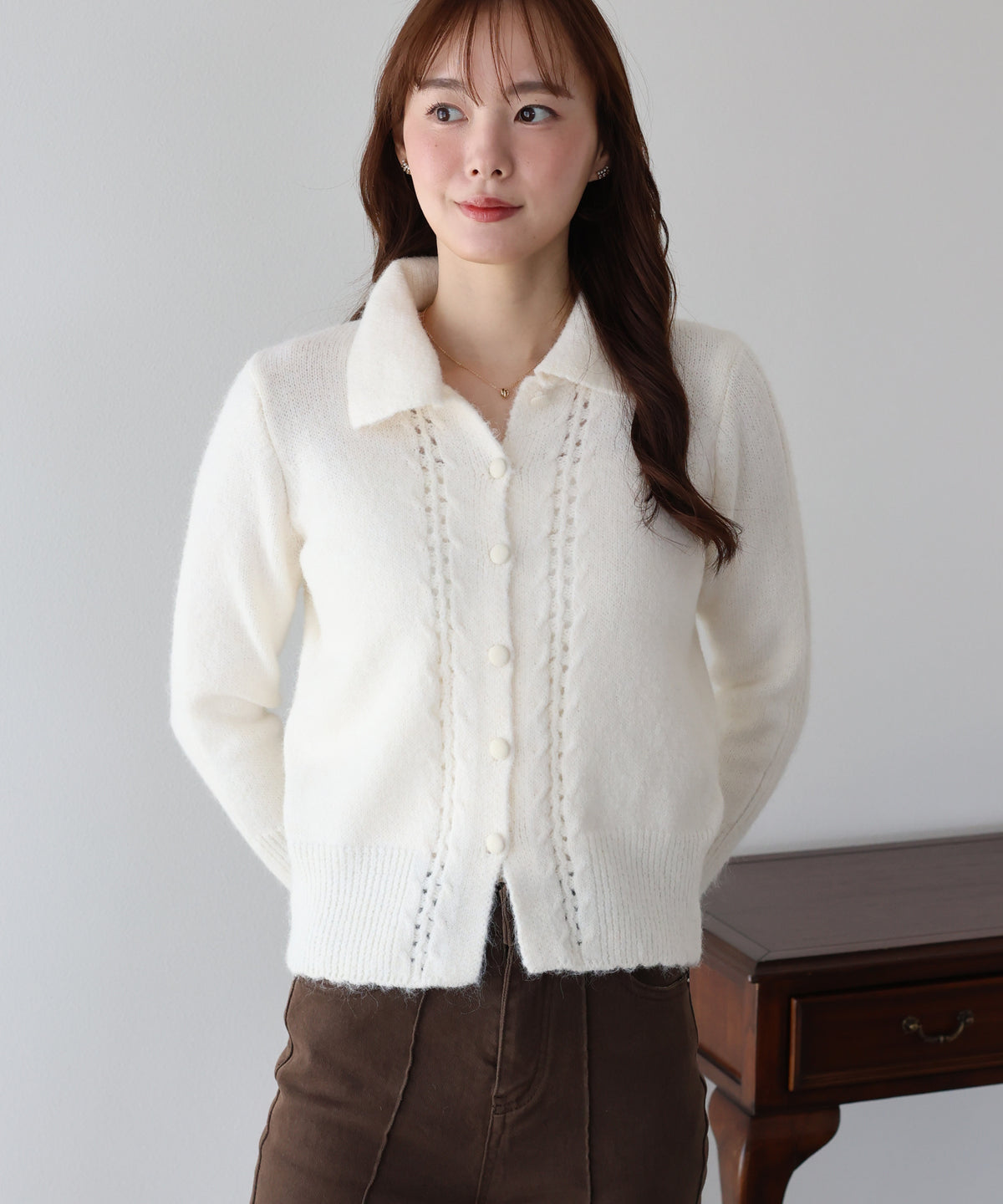 【早割5％OFF】透かし編みポロニットカーディガン