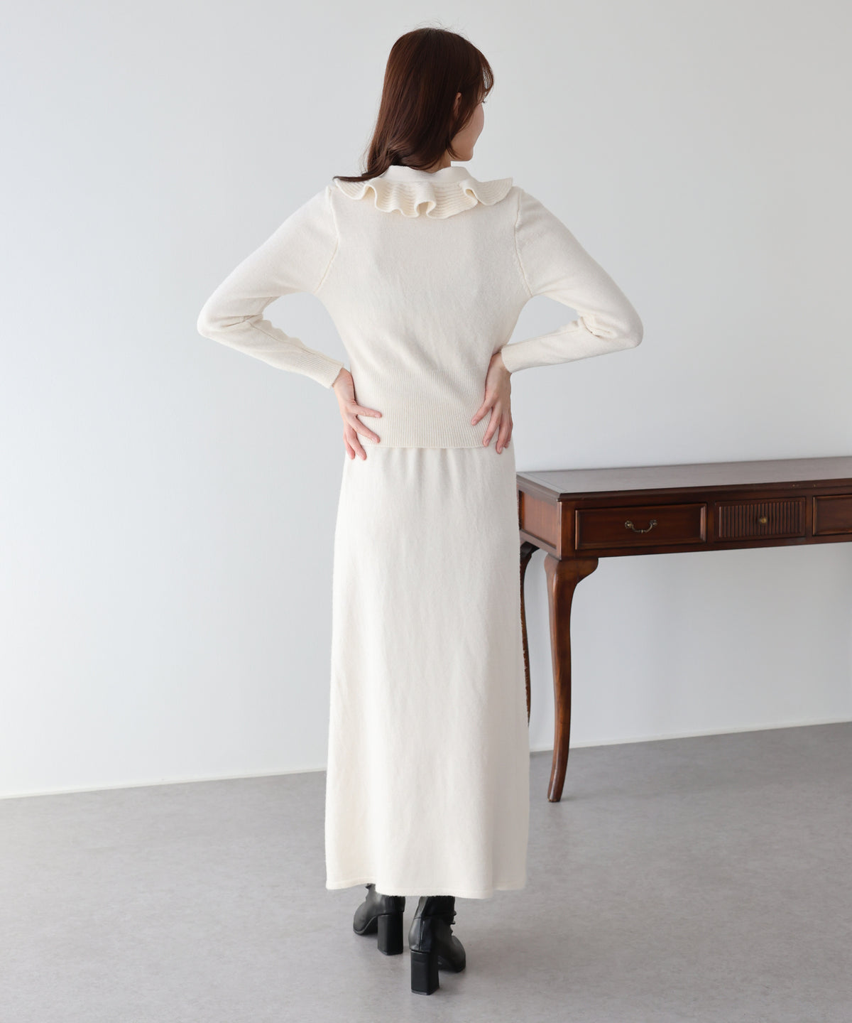 【早割5％OFF】ラッフルフリルカーディガン＆ニットスカート セットアップ
