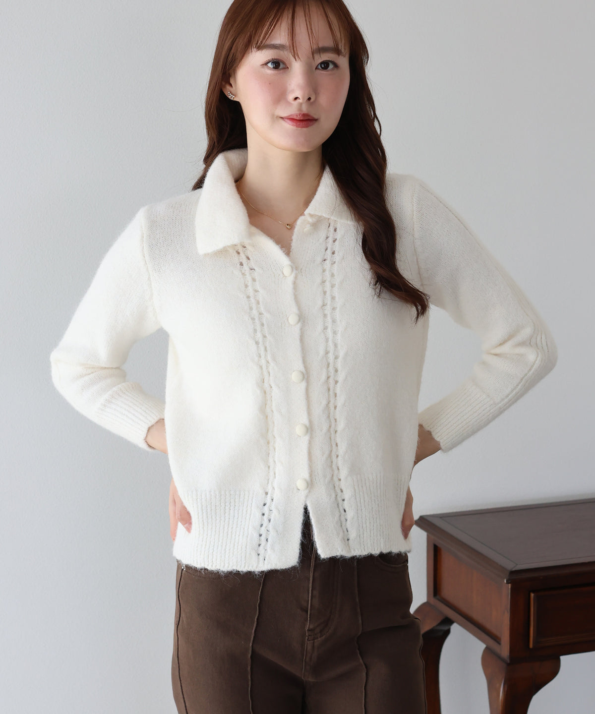 【早割5％OFF】透かし編みポロニットカーディガン