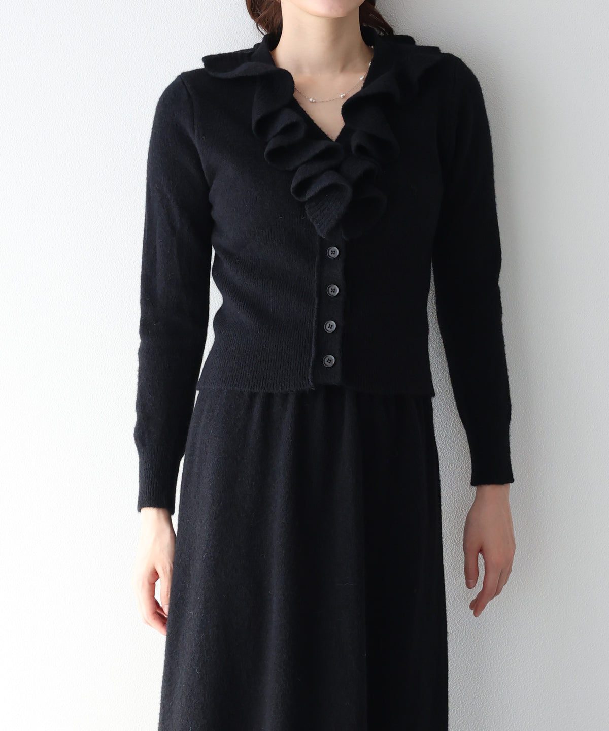 【早割5％OFF】ラッフルフリルカーディガン＆ニットスカート セットアップ