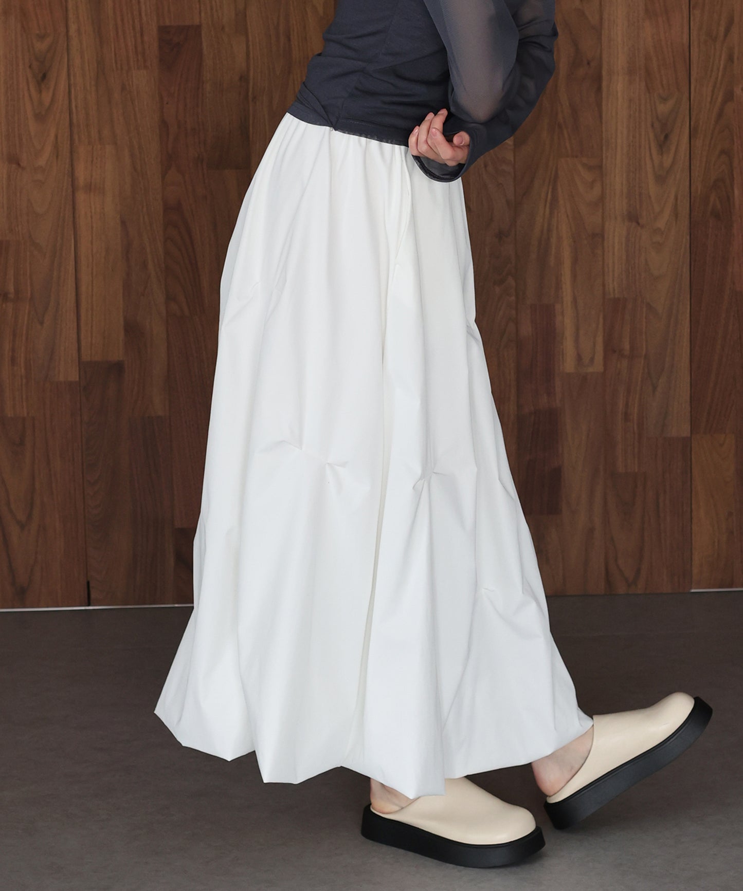 ランダムタックバルーンスカート[J by blue]