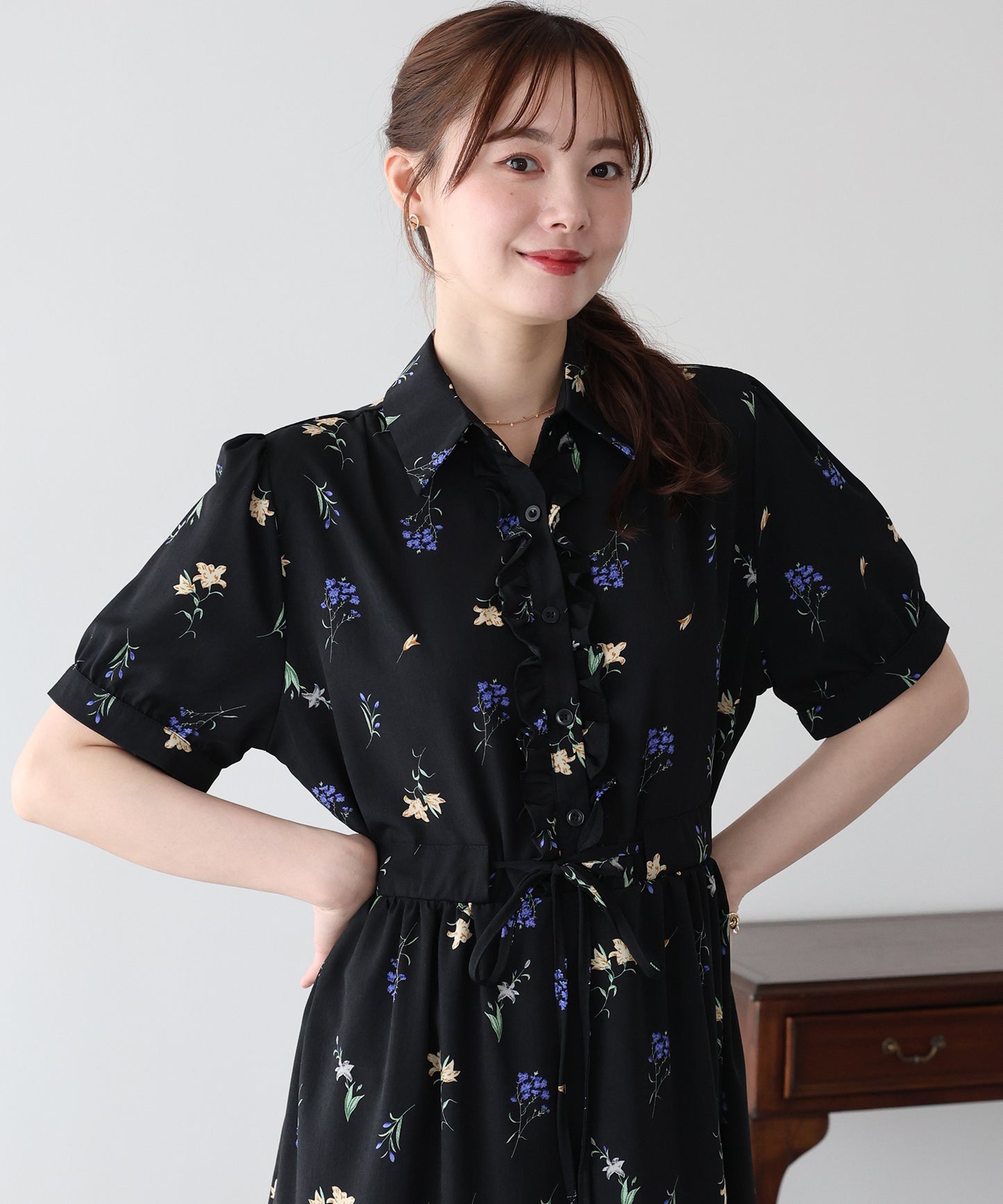 【早割5％OFF】フロントフリルワンピース