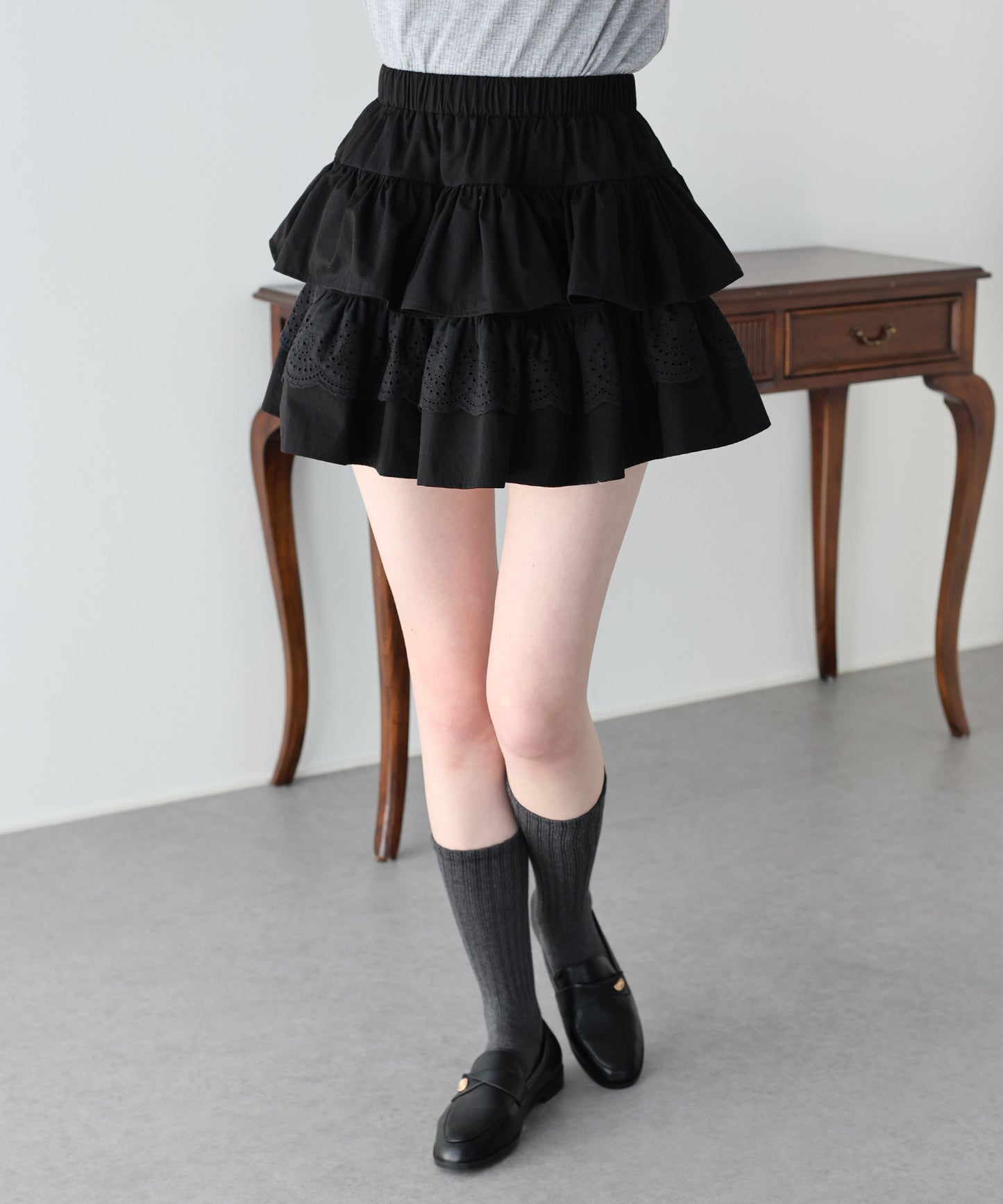 コットンレースフリルミニスカート