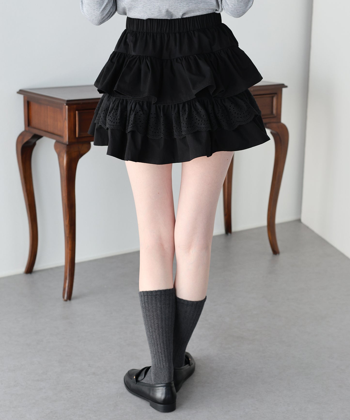コットンレースフリルミニスカート