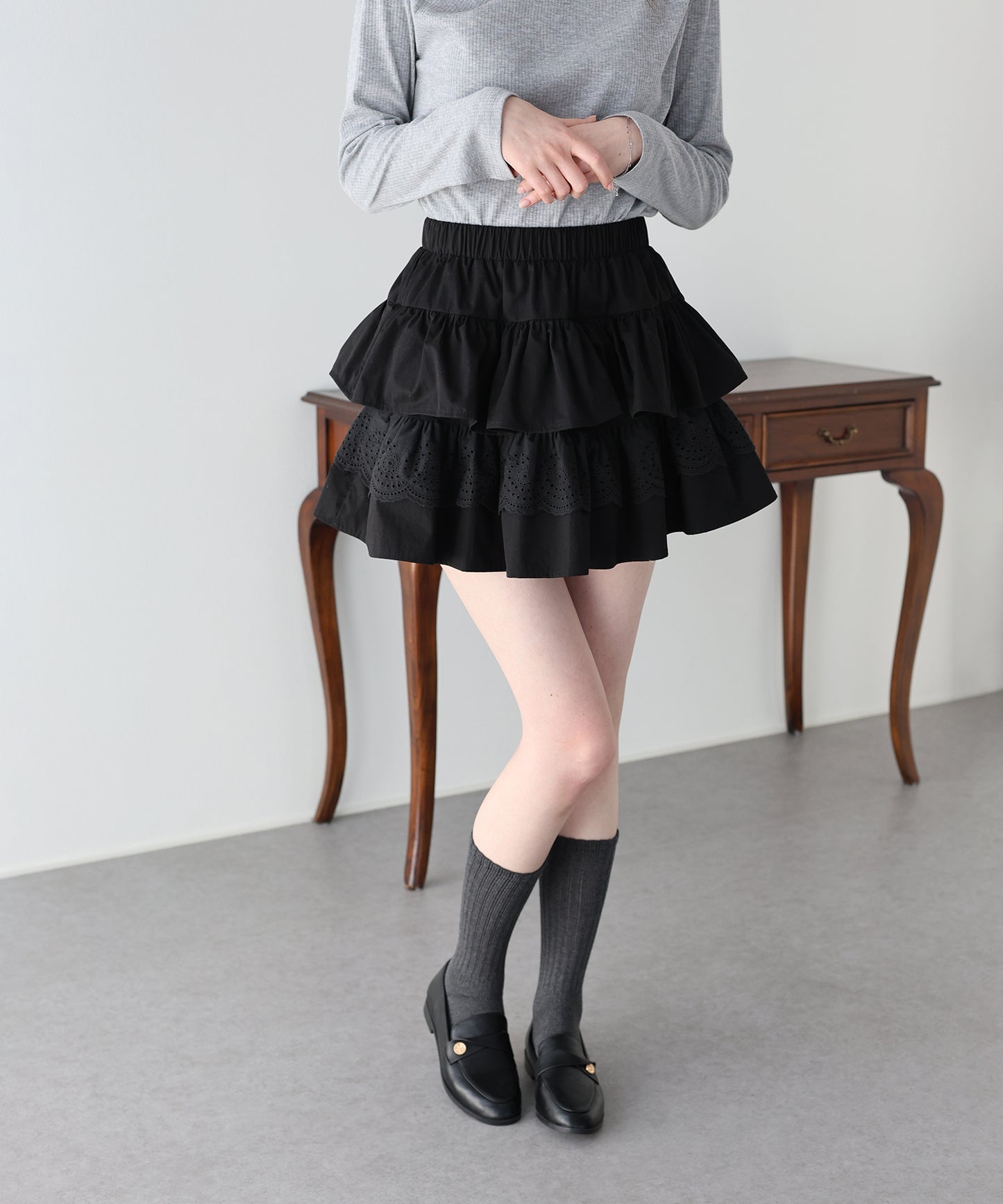 コットンレースフリルミニスカート