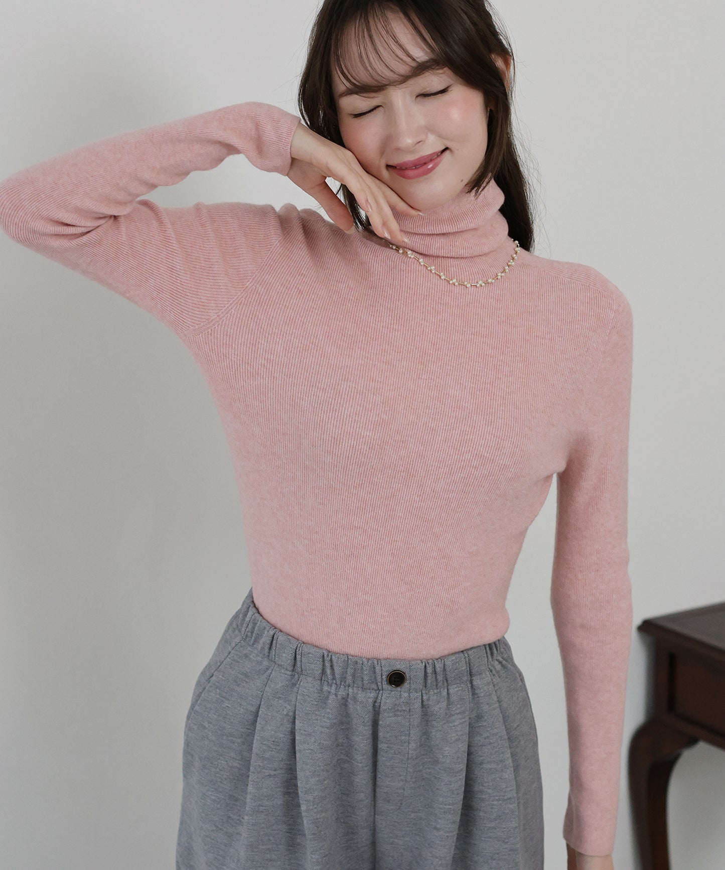 ウール混タートルネックニット