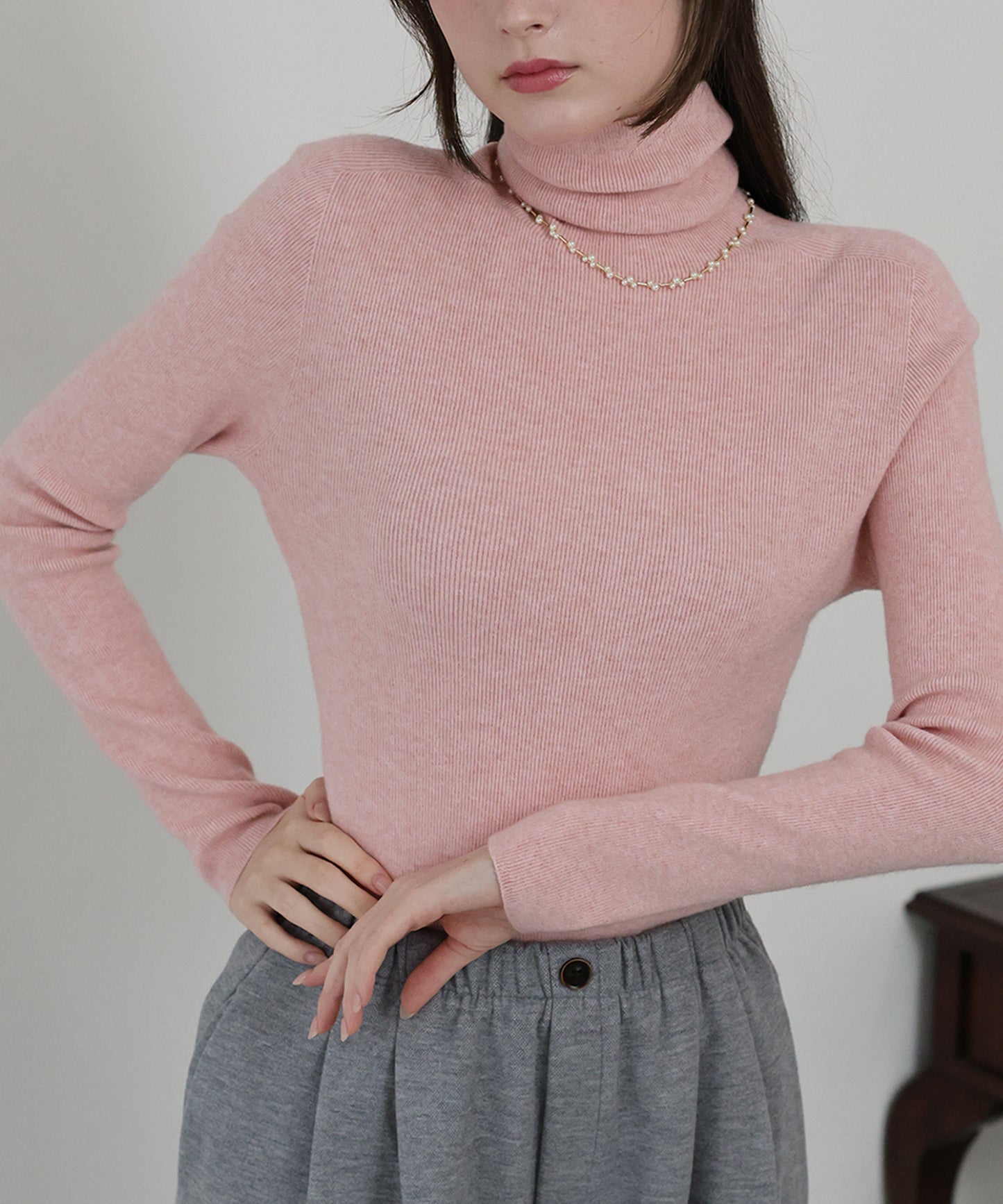 ウール混タートルネックニット