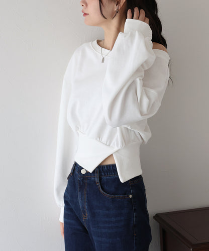 オフショルダースウェット