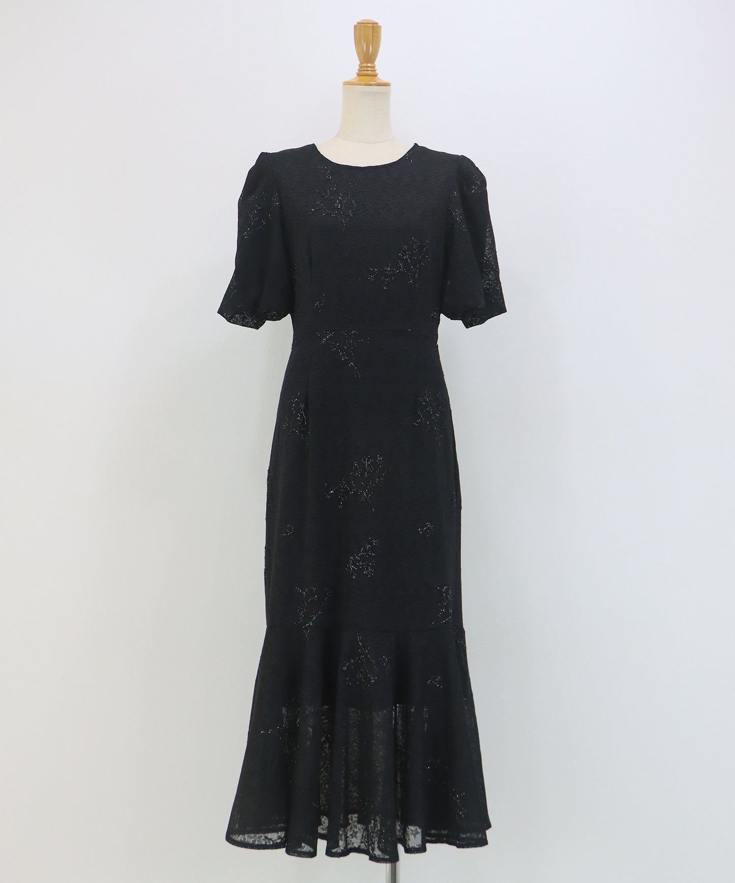 バックリボンマーメイドドレス