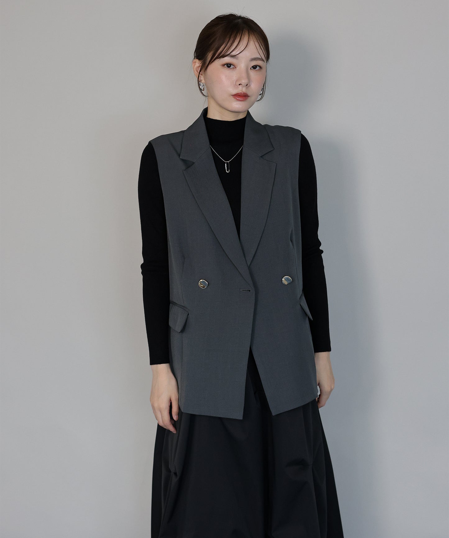 【TIME SALE】ニュアンスボタンテーラードジレ[ J by blue ]