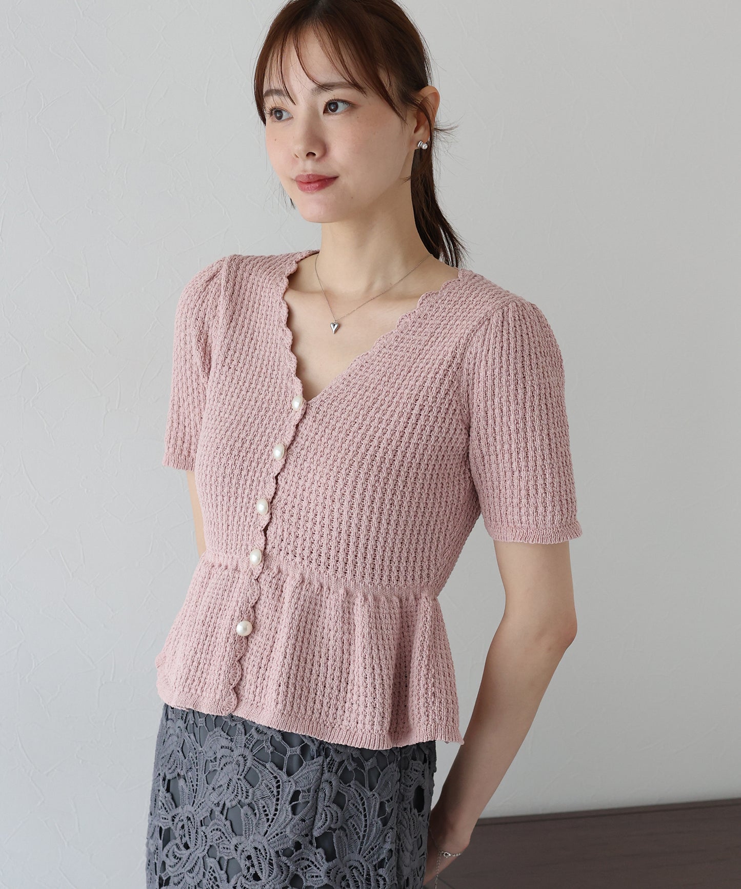 【TIME SALE】パールボタンペプラムニット