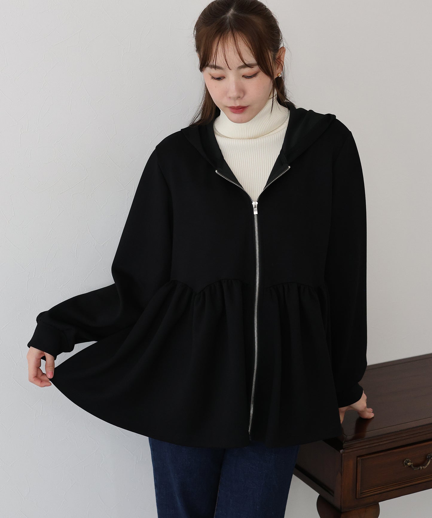 【早割5％OFF】ペプラムパーカー