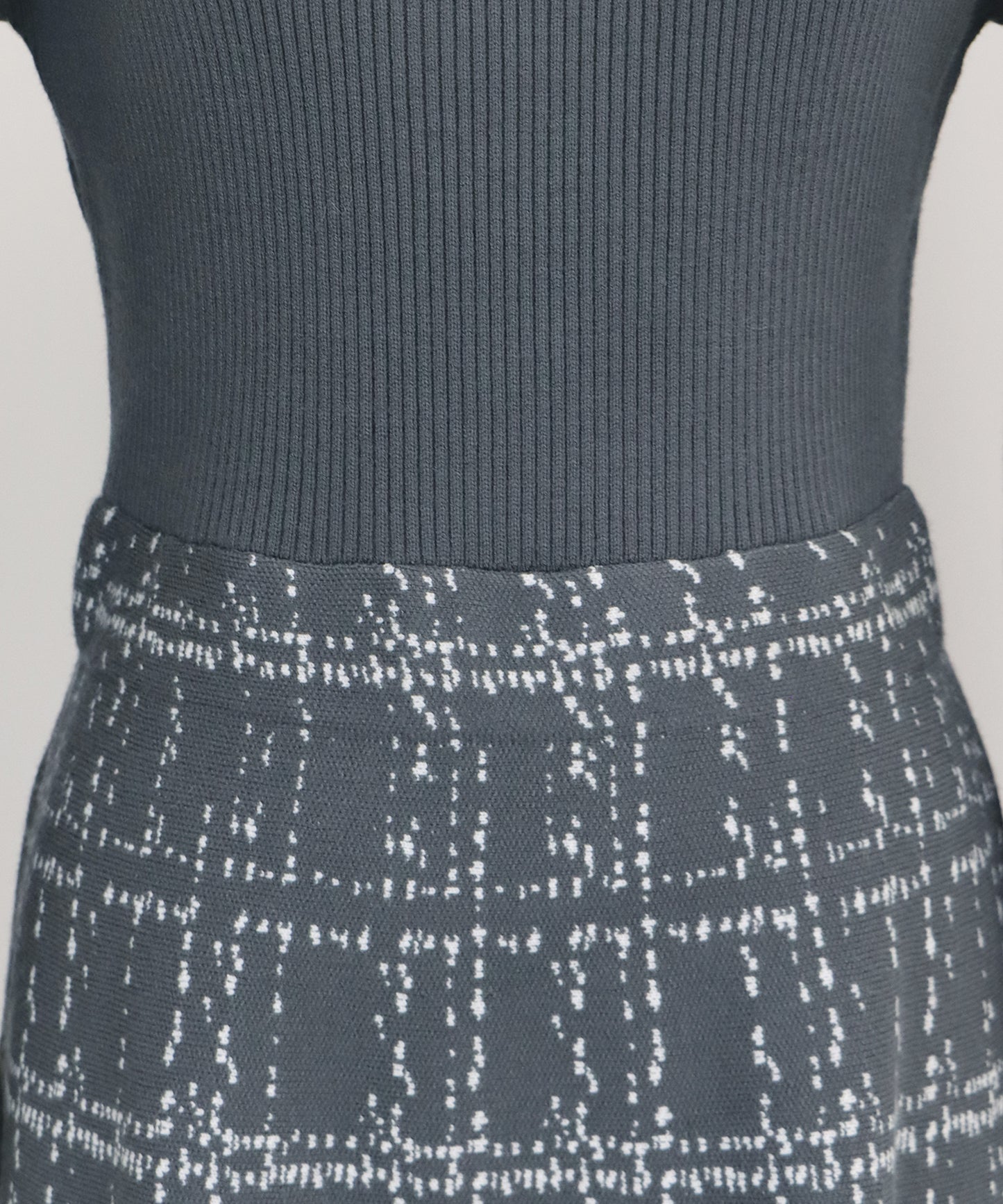 選べる2丈・チェックジャガードニットワンピース