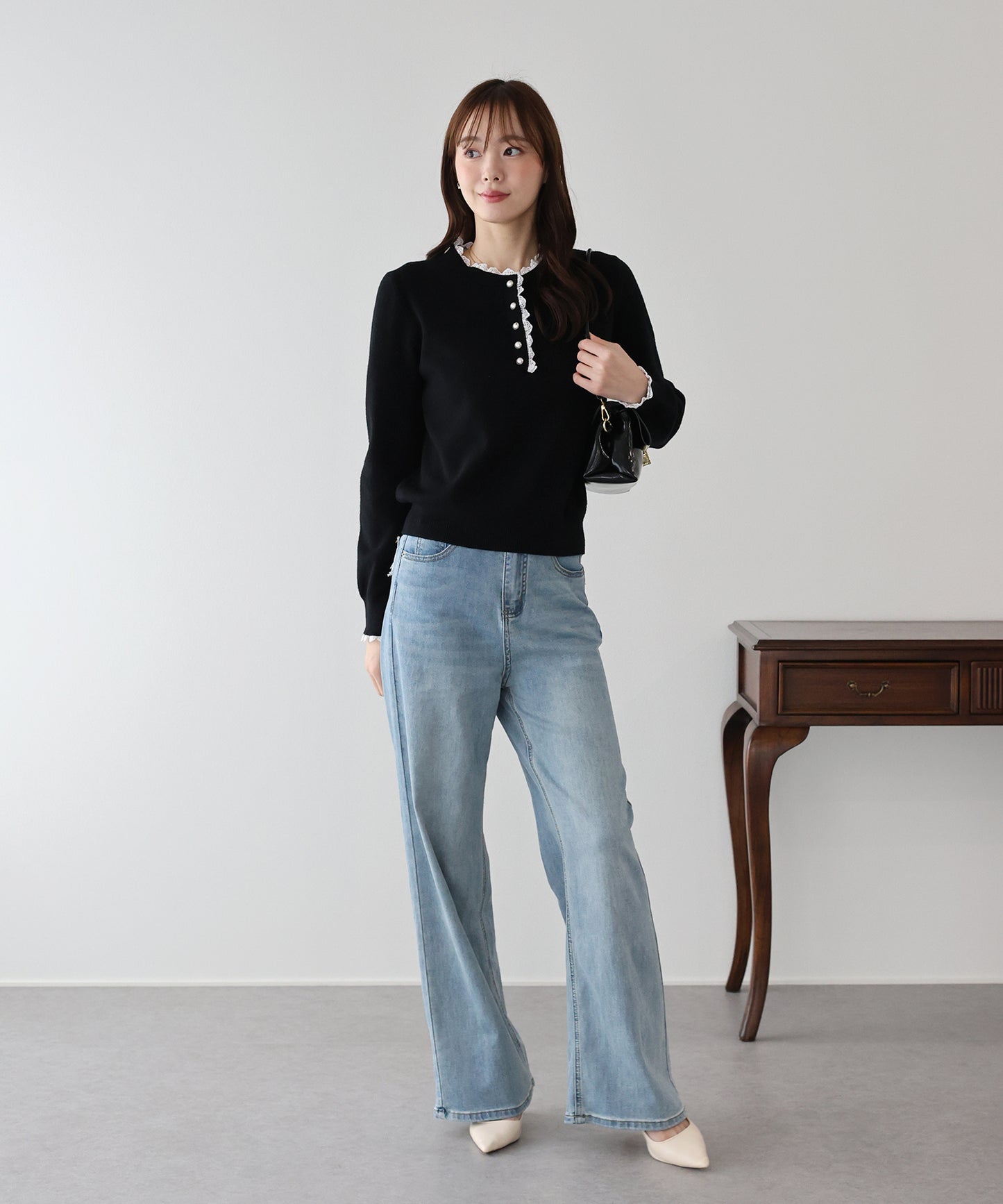 レースパールボタンニット