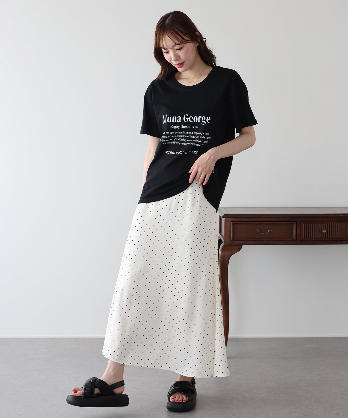 【SALE】レタリングロゴ Tシャツ【メール便】