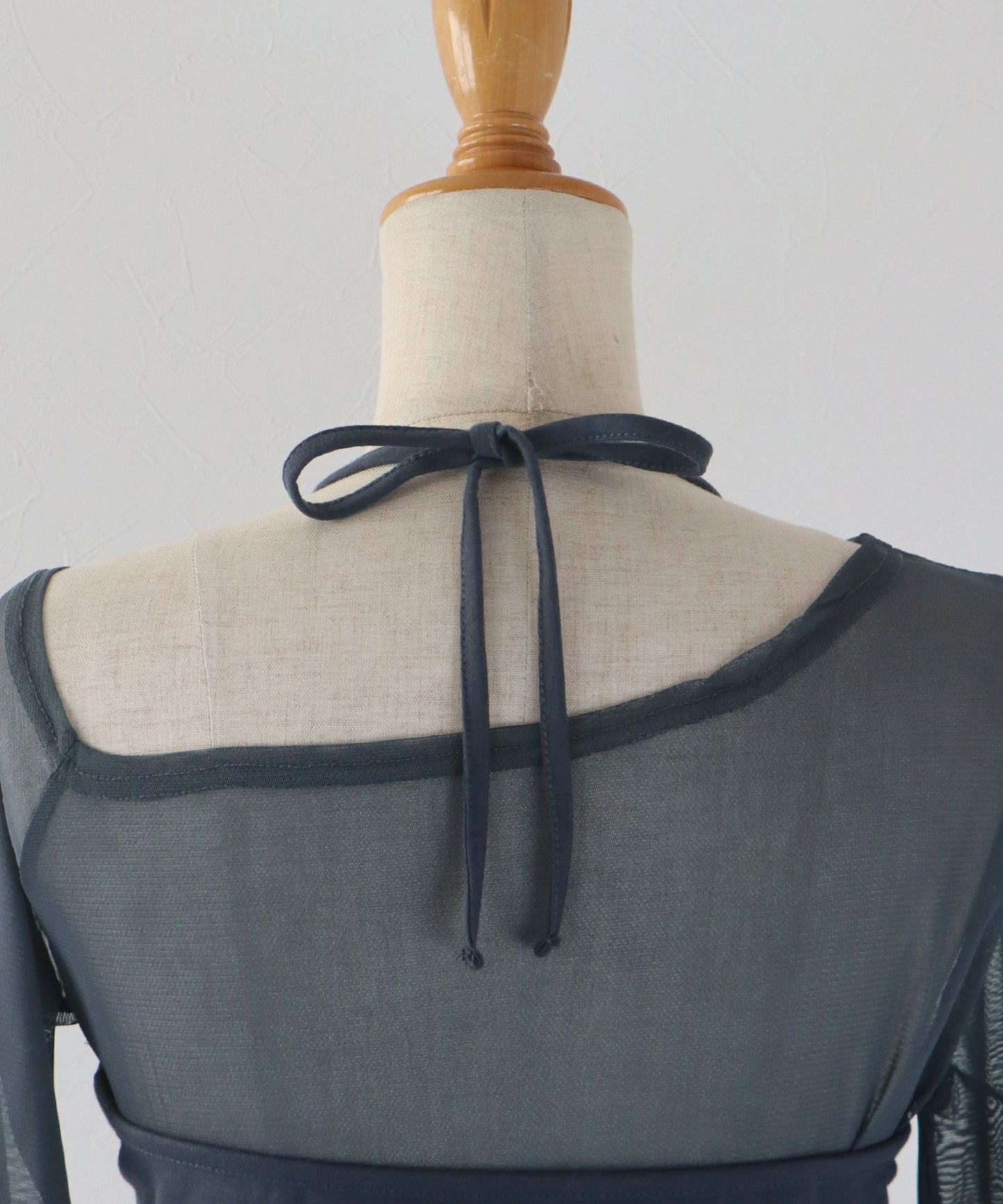 ホルターネックレイヤードシアートップス【ネコポス】