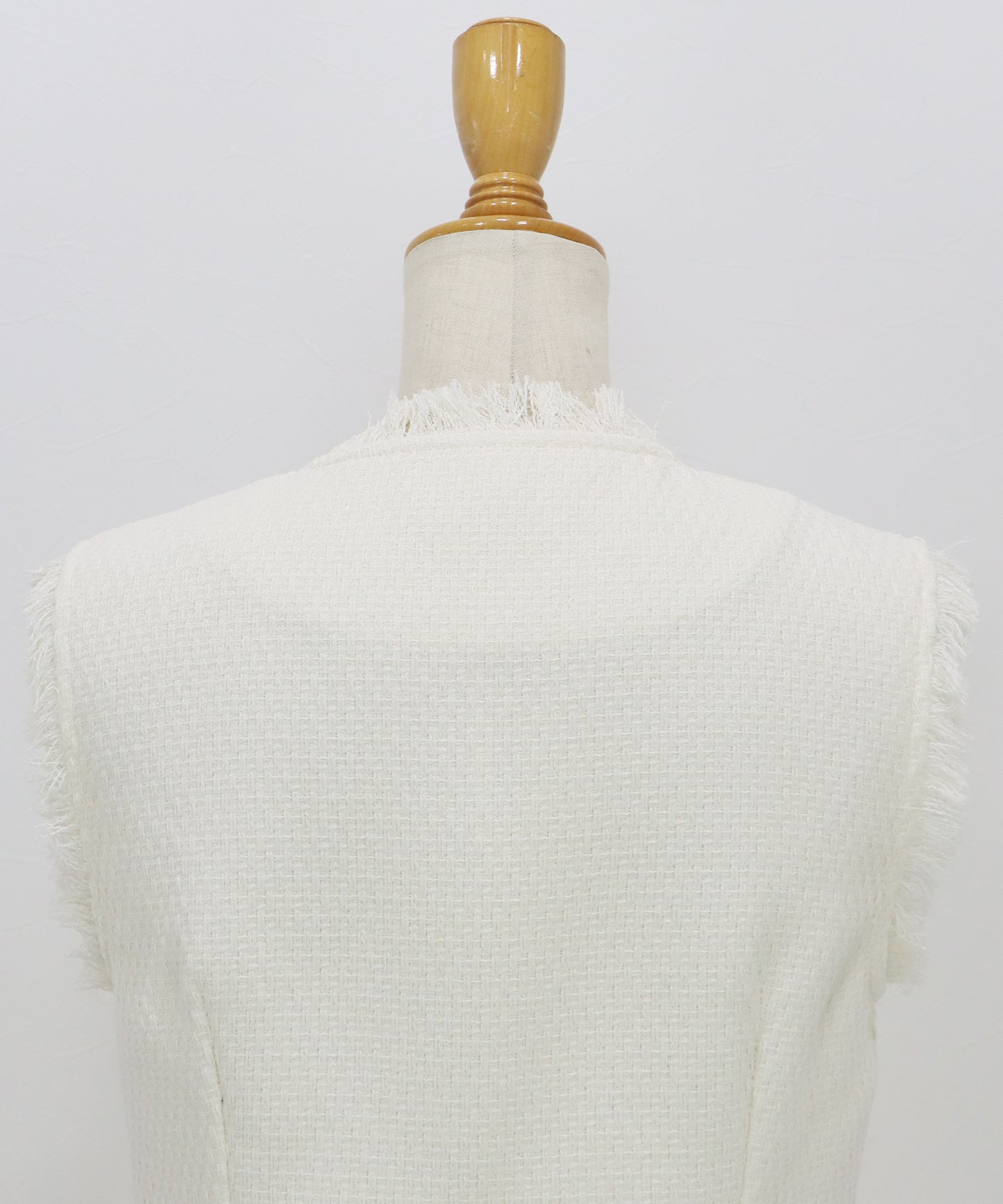 ツイードペプラムフォルムジレ