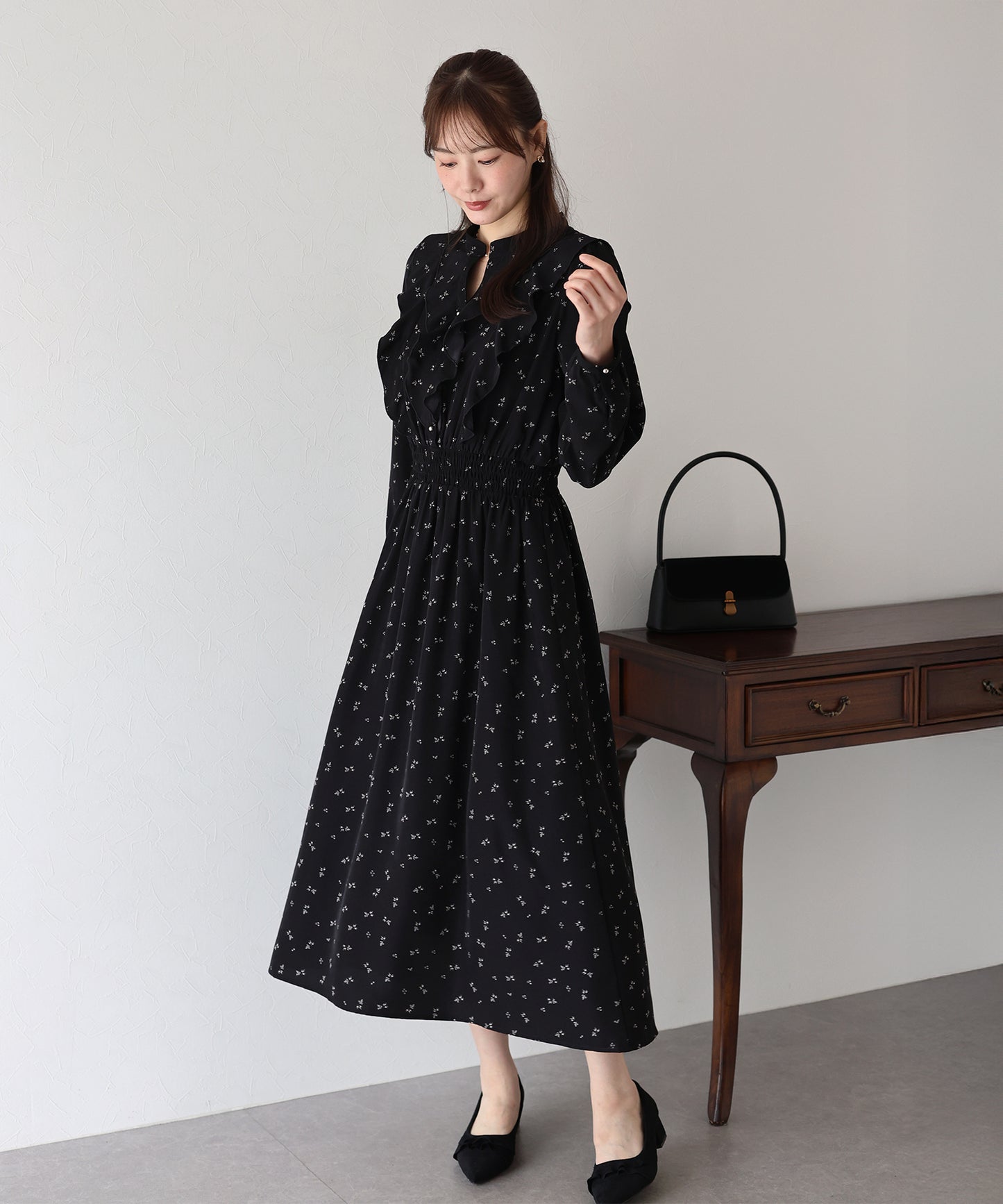 【早割5％OFF】フラワープリントフリルワンピース