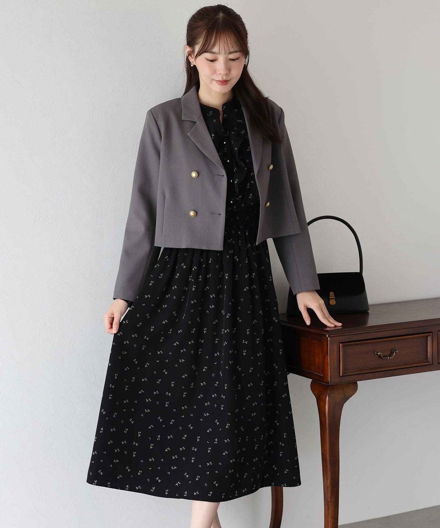 【早割5％OFF】フラワープリントフリルワンピース
