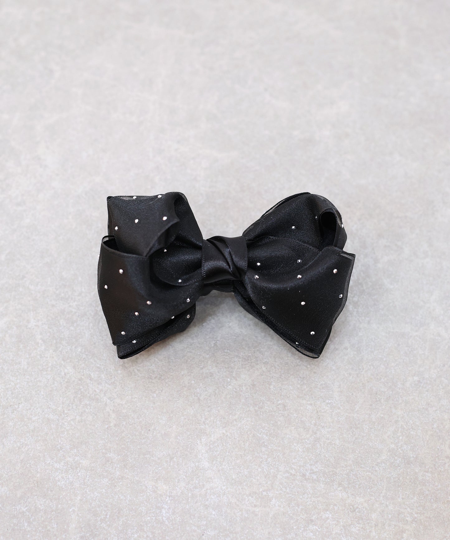 スタッズリボンバナナクリップ