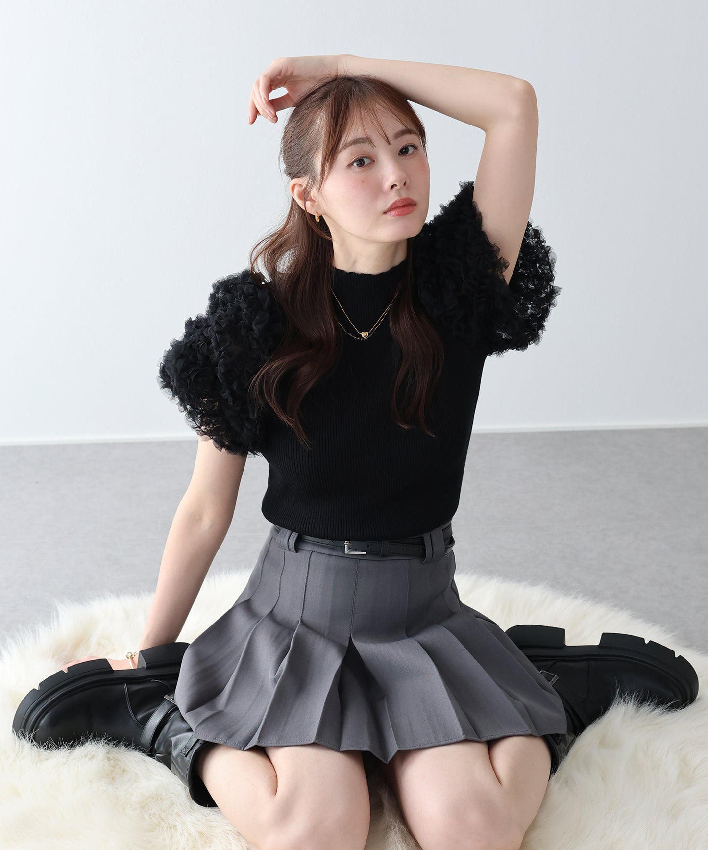 【早割5％OFF】フラワーチュールスリーブニット